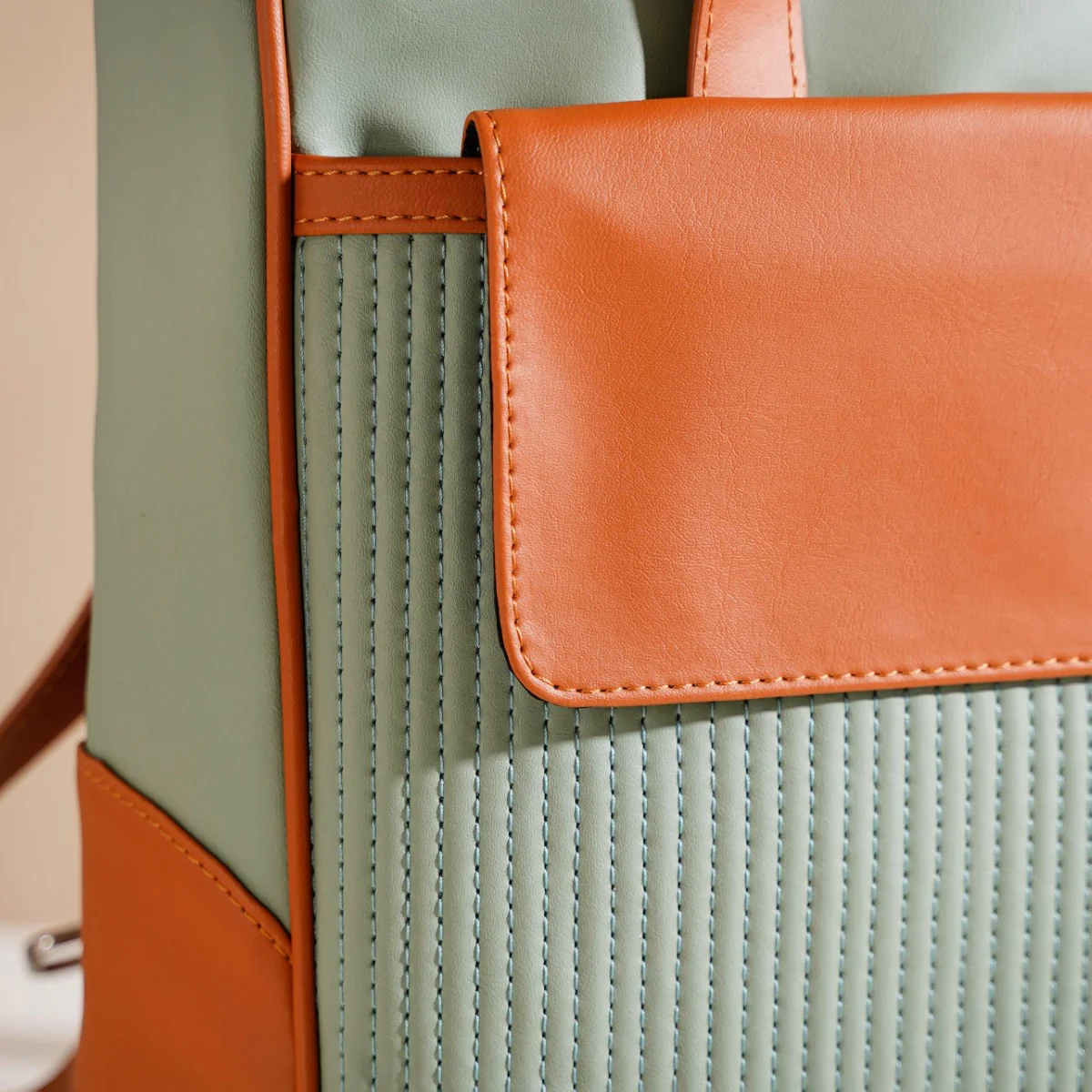 2-In-1 Convertible Tote Bag And Backpack - Image 16