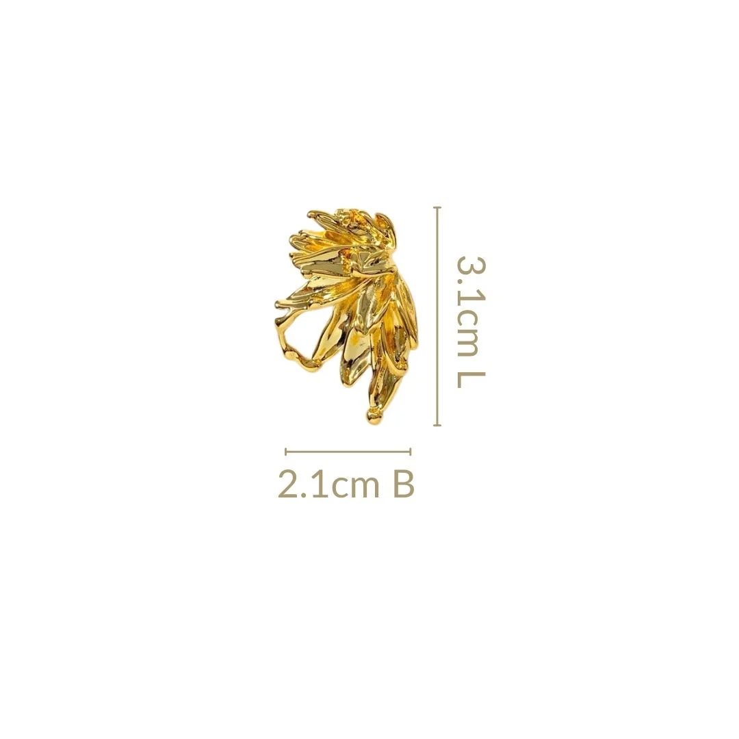 Abstract Wings Stud Earrings Gold - Image 3