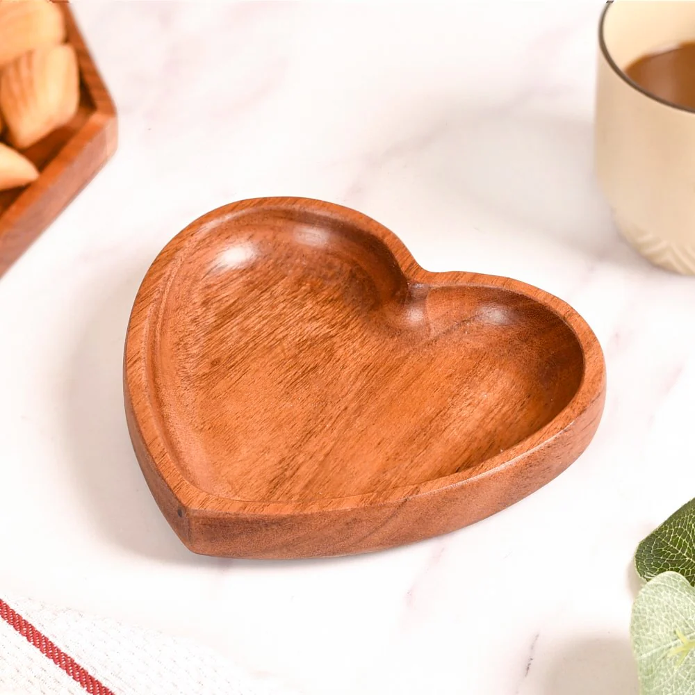Acacia Wood Heart Dessert Plate 6 Inch - Image 3