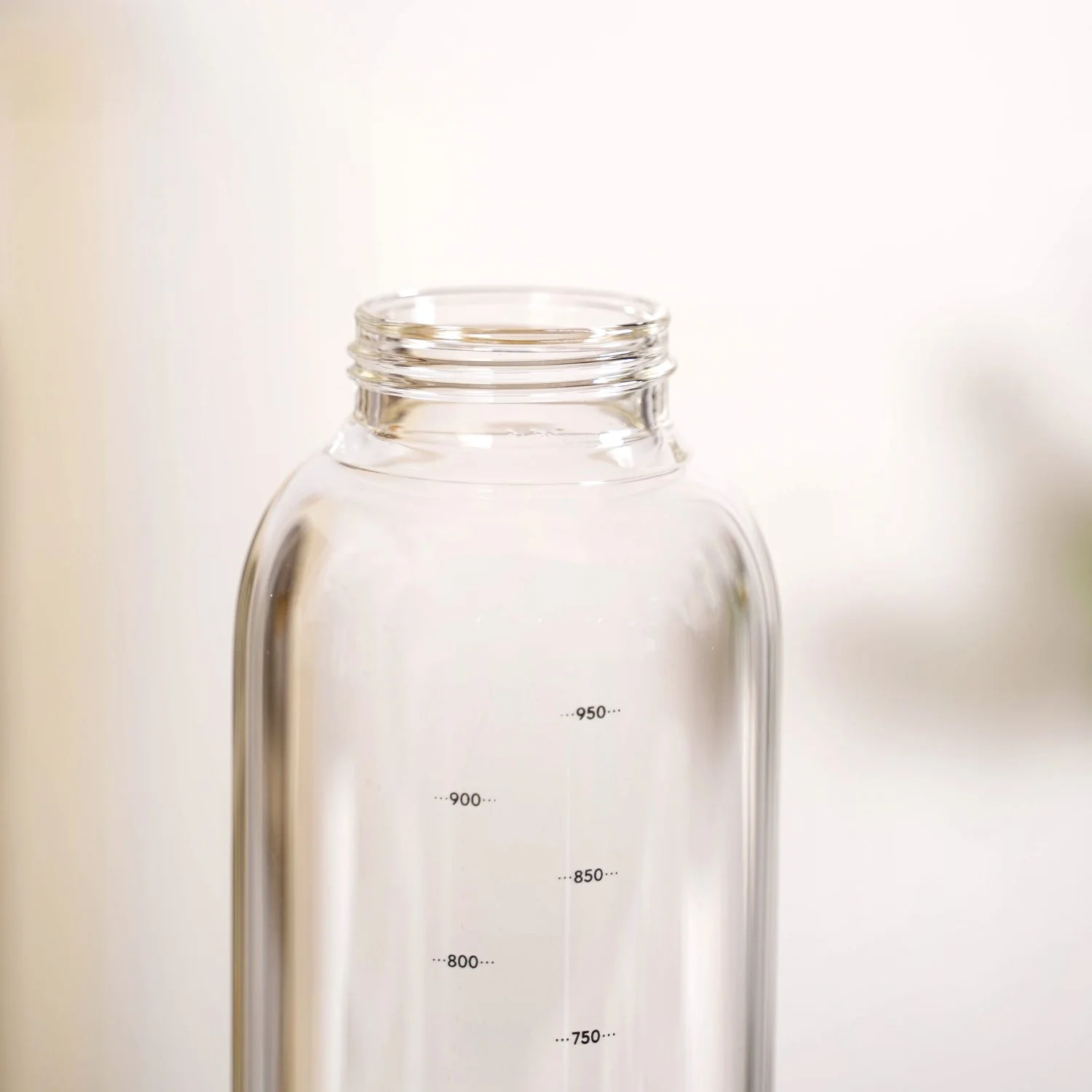 Accurate Pour Glass Oil And Vinegar Dispenser Bottle 1000ml - Image 9