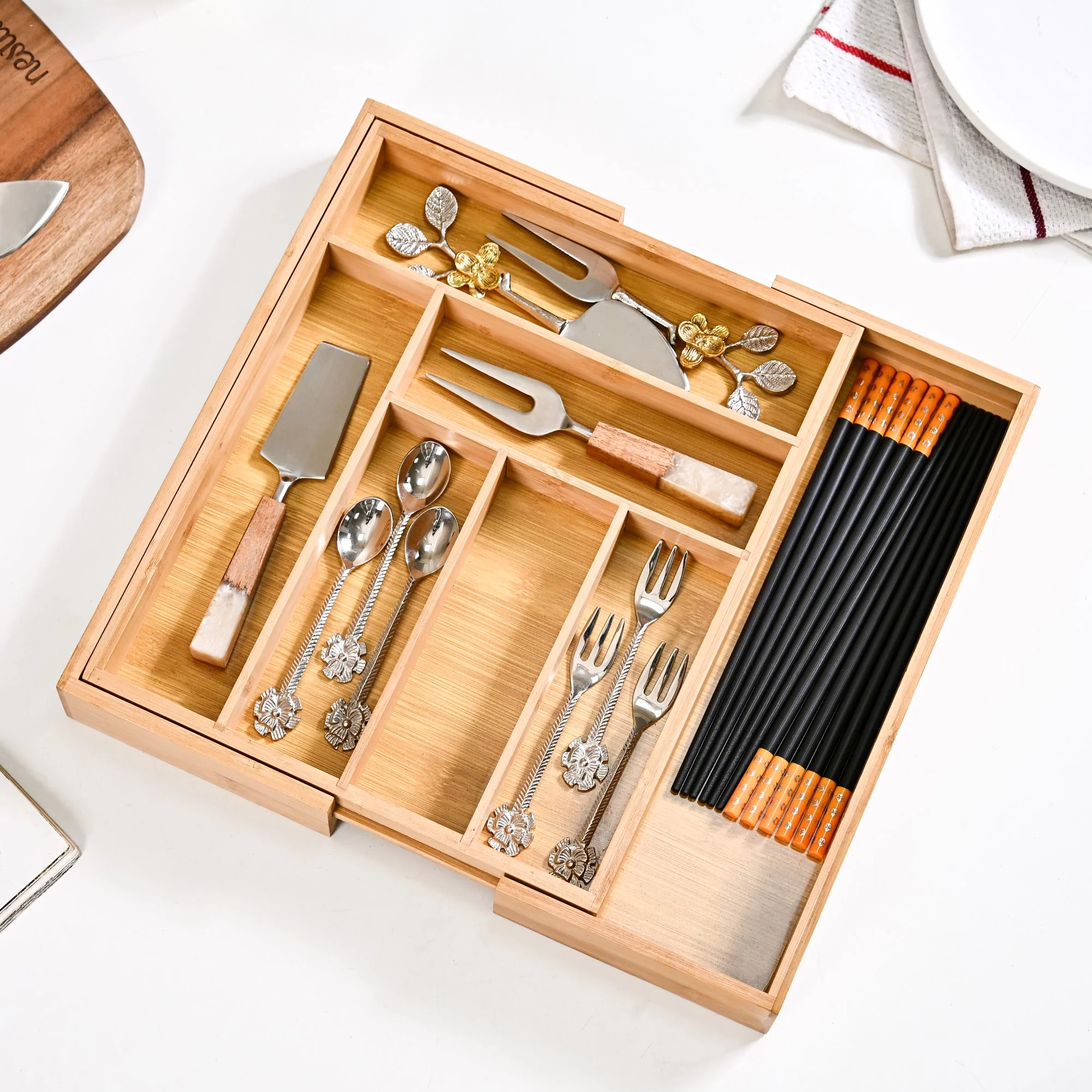 Adjustable Bamboo Kitchen Drawer Organiser For Cutlery - Image 9