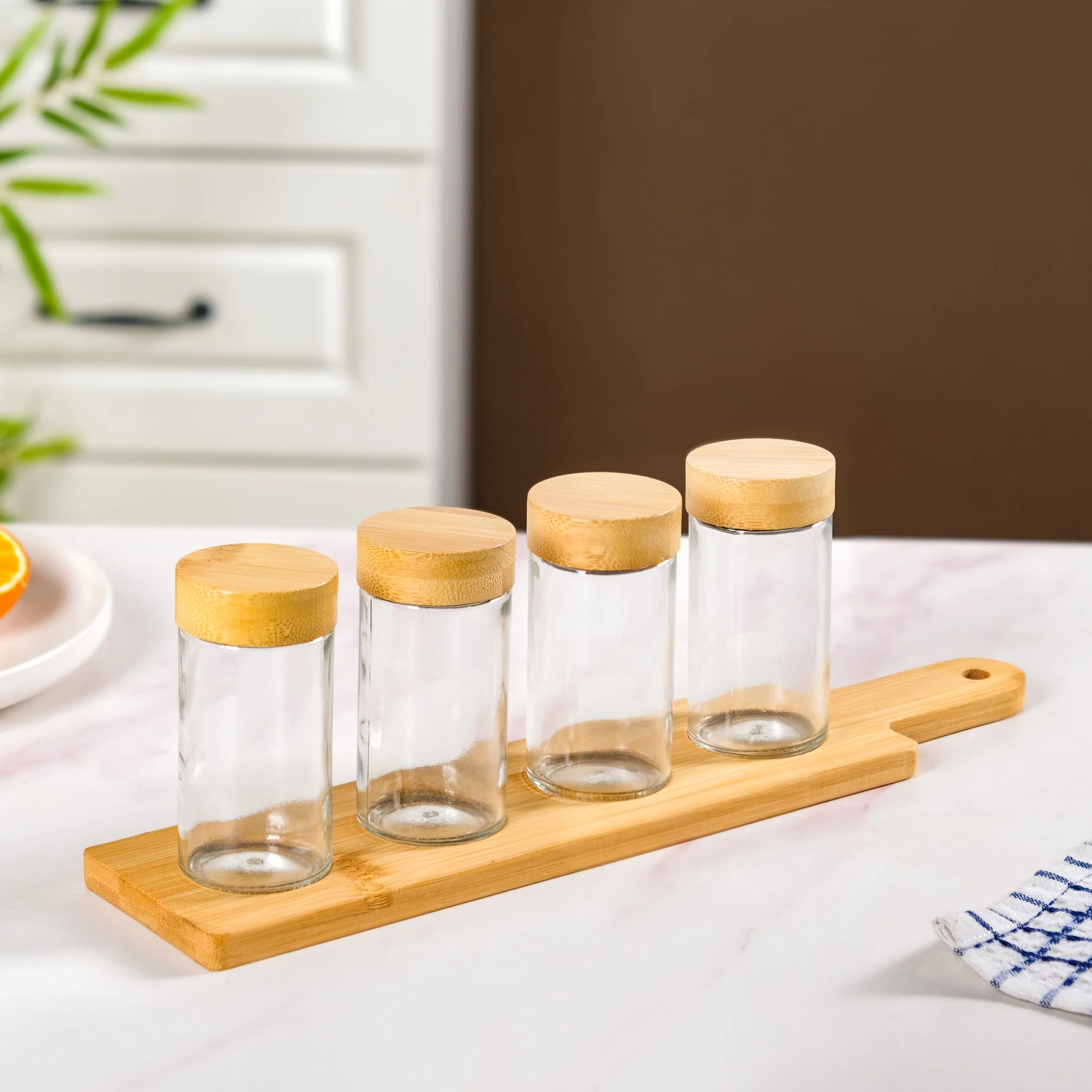 Airtight Seasoning Jars Set Of 4 With Tray - Image 9