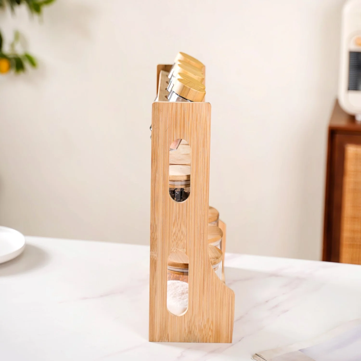 Airtight Spice Jars Set of 13 With Wooden Kitchen Organiser Rack - Image 8