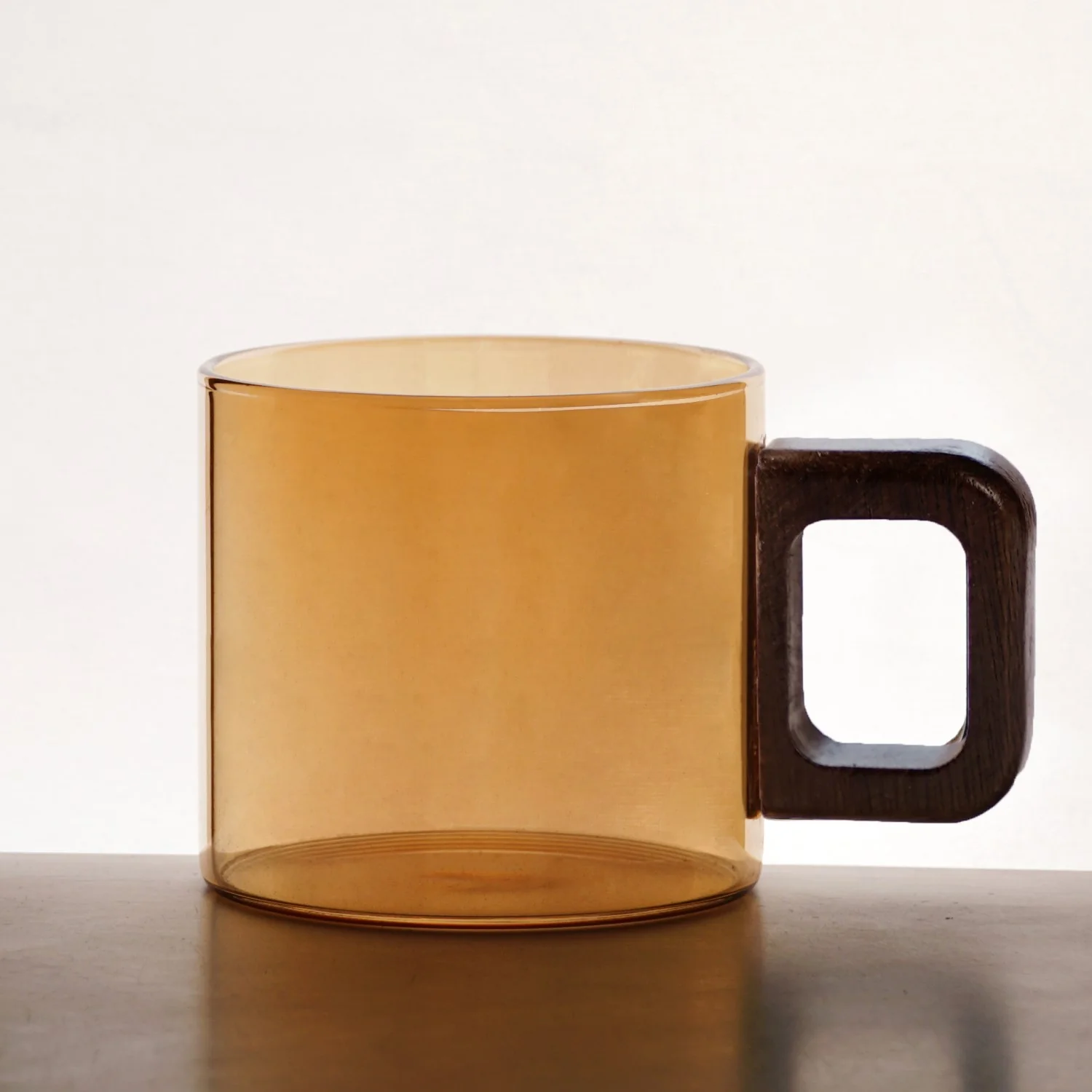 Amber Tinted Tea Cups With Wooden Handle Set Of 4 200ml - Image 4