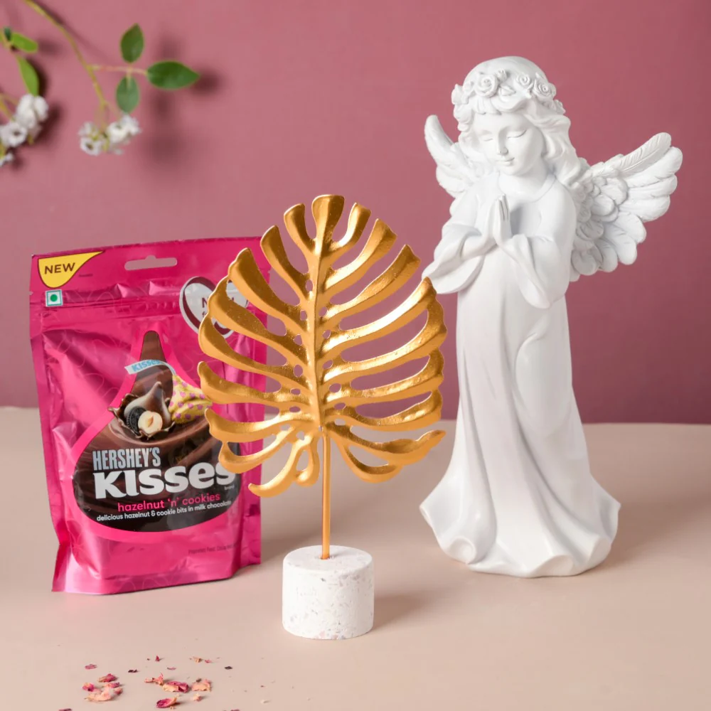 Angel And Leaf Festive Showpiece Hamper Set Of 3 - Image 2