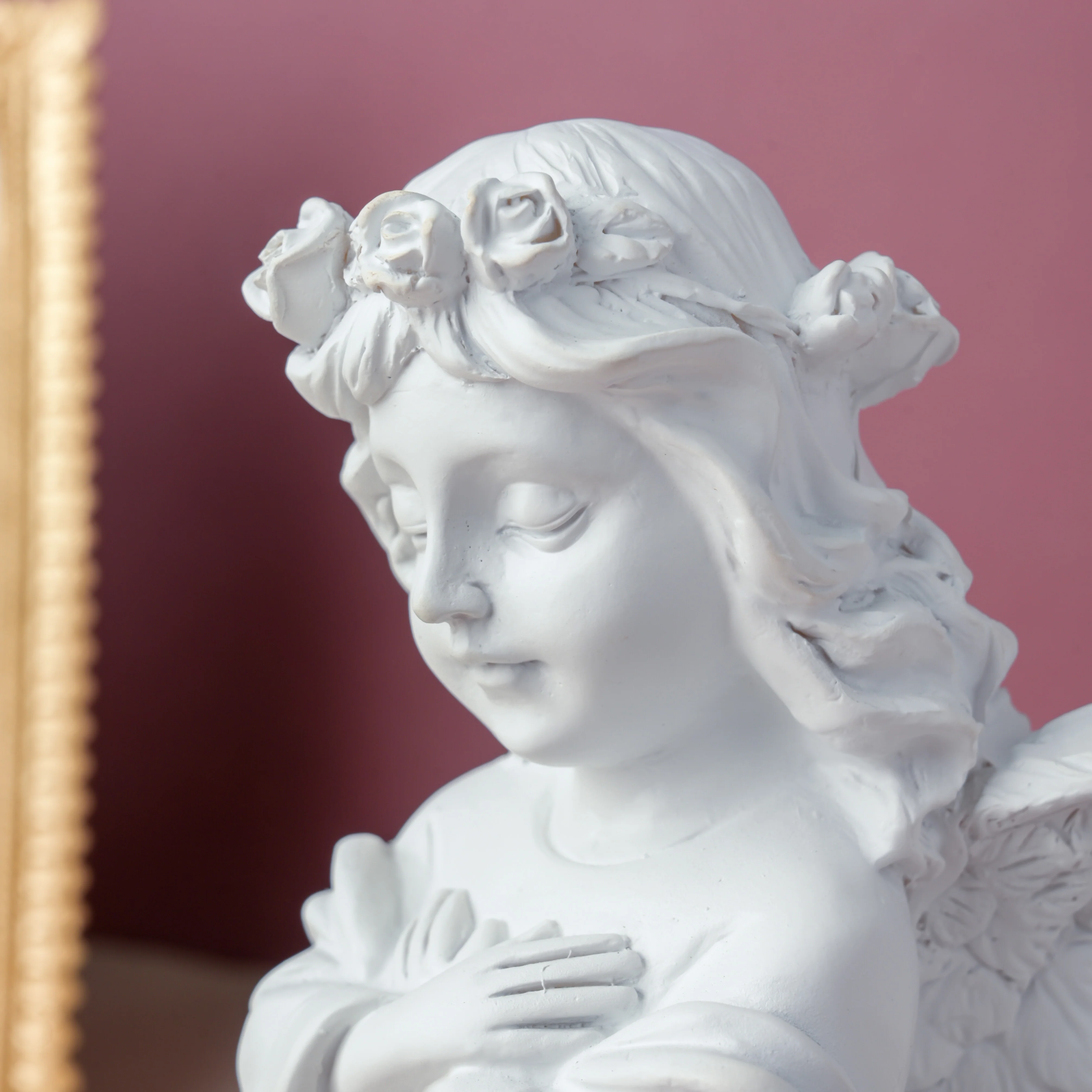 Angel Statue On One Knee - Image 2