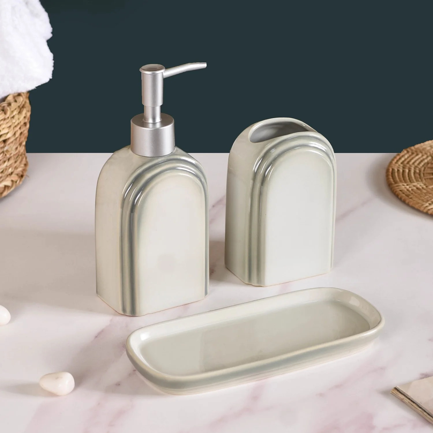 Art Deco Ceramic Bathroom Set Of 3 With Tray Grey - Image 6