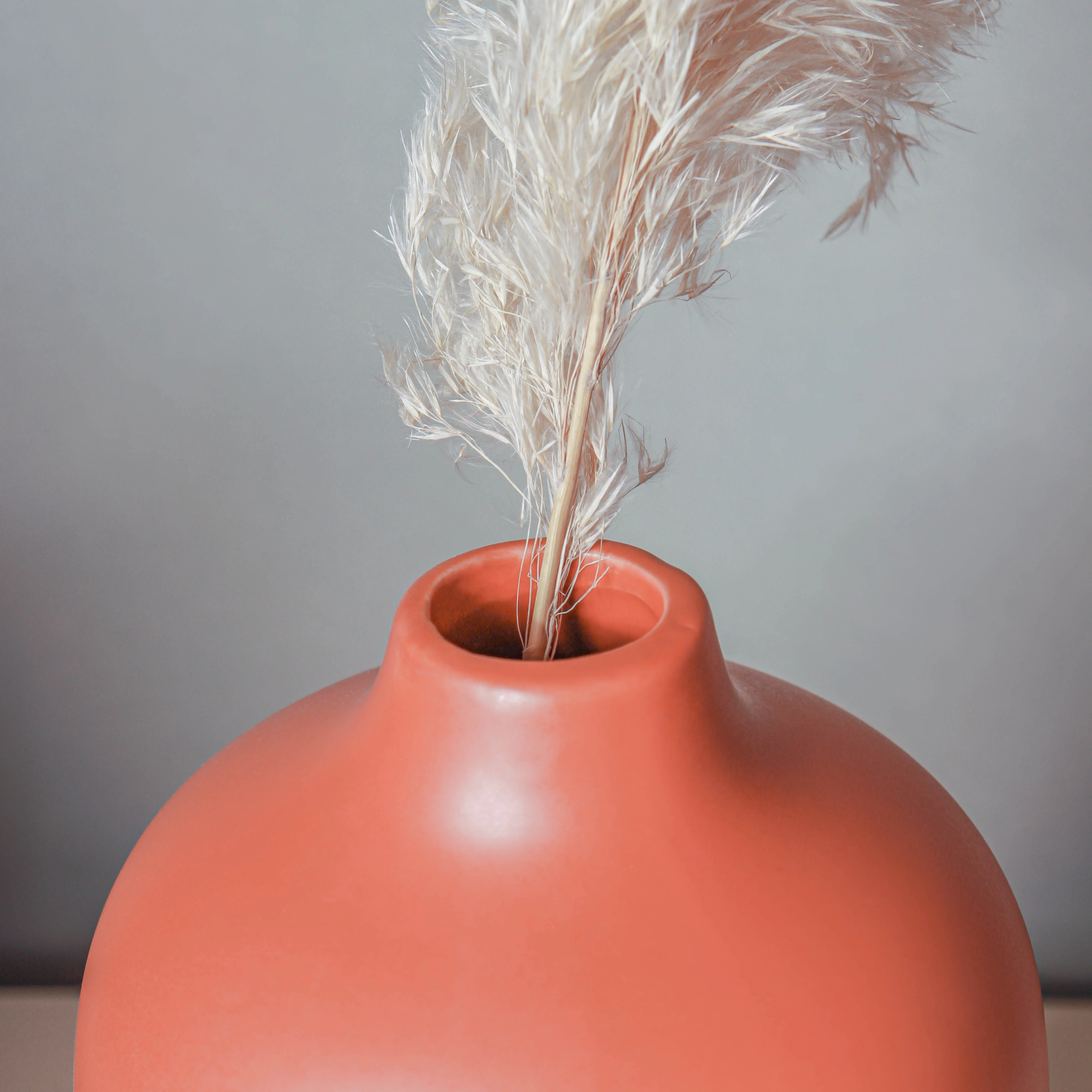 Artistic Face Vase Small - Image 4
