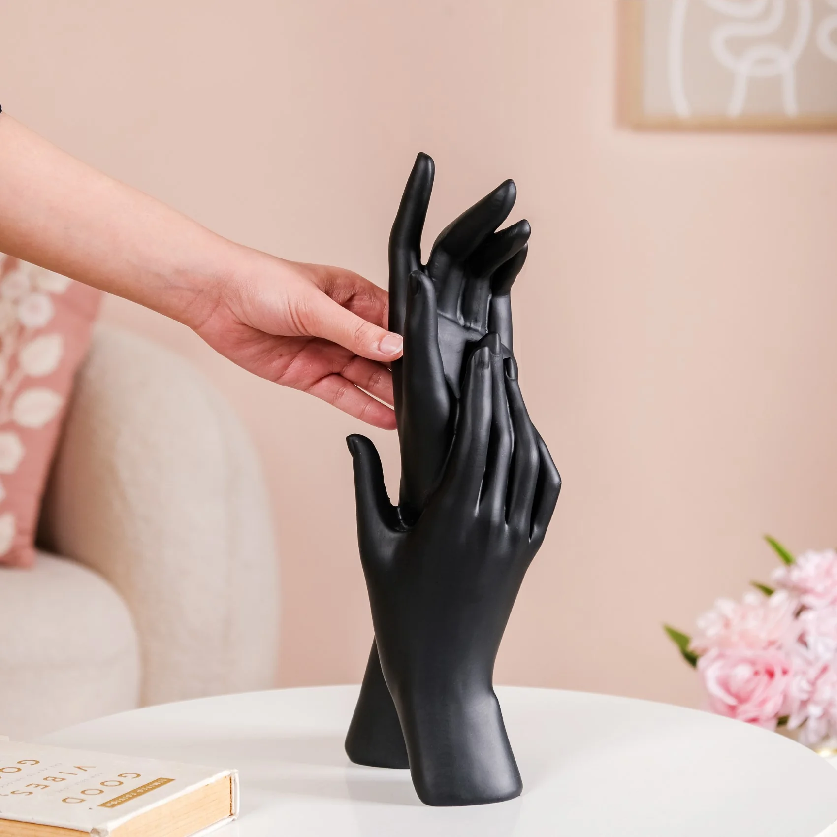 Artistic Hands Showpiece Black - Image 3