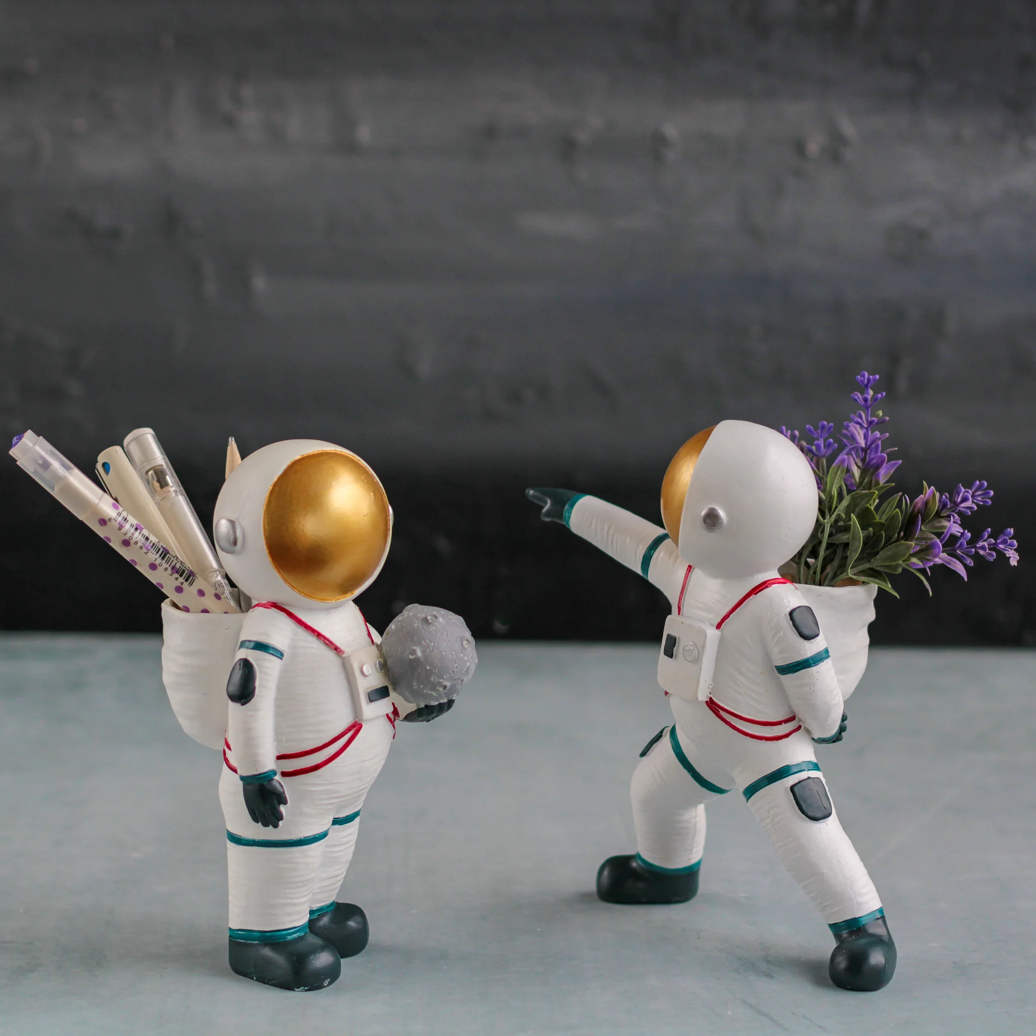 Astronaut Planter - Image 2