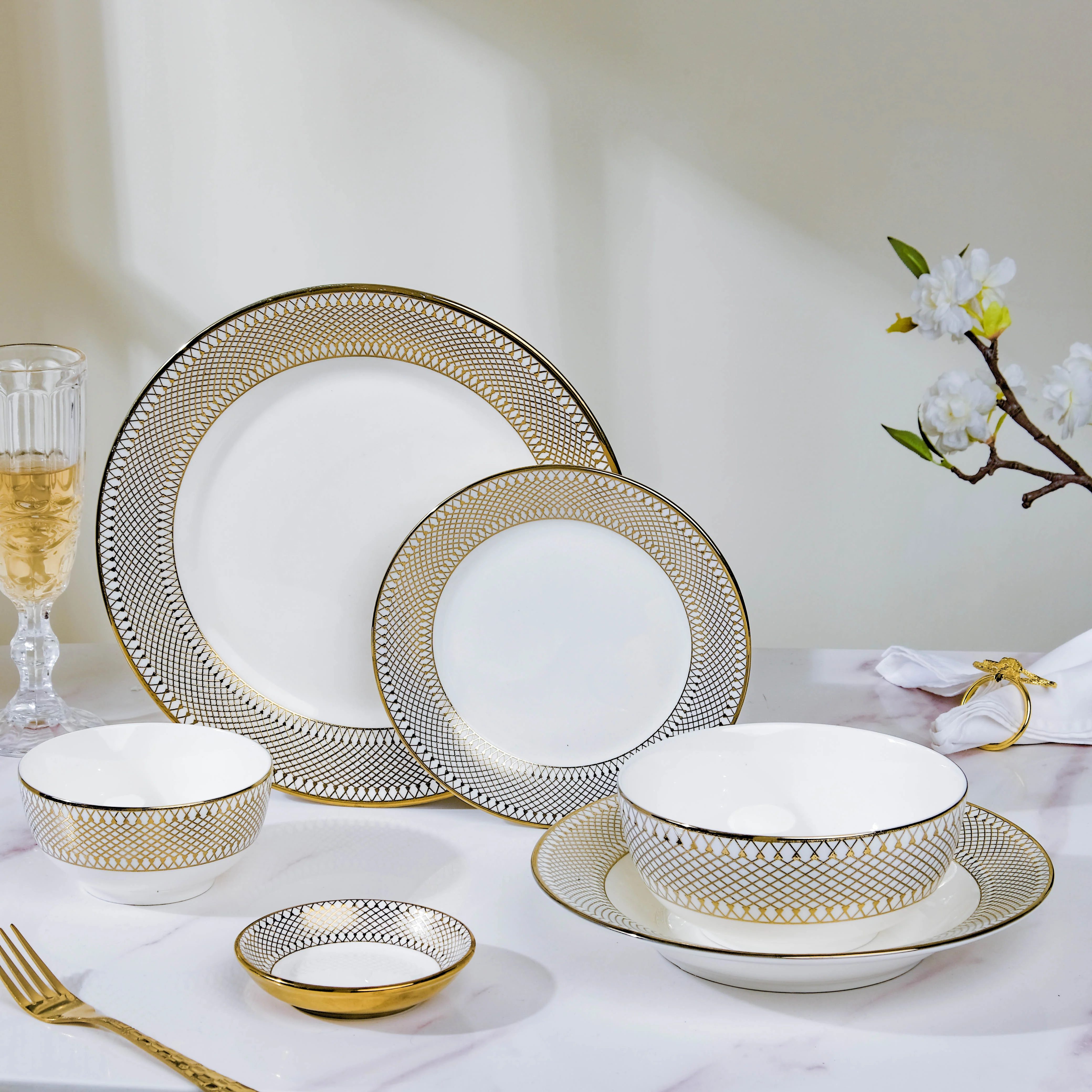Aurelea Dessert Plate - Image 16