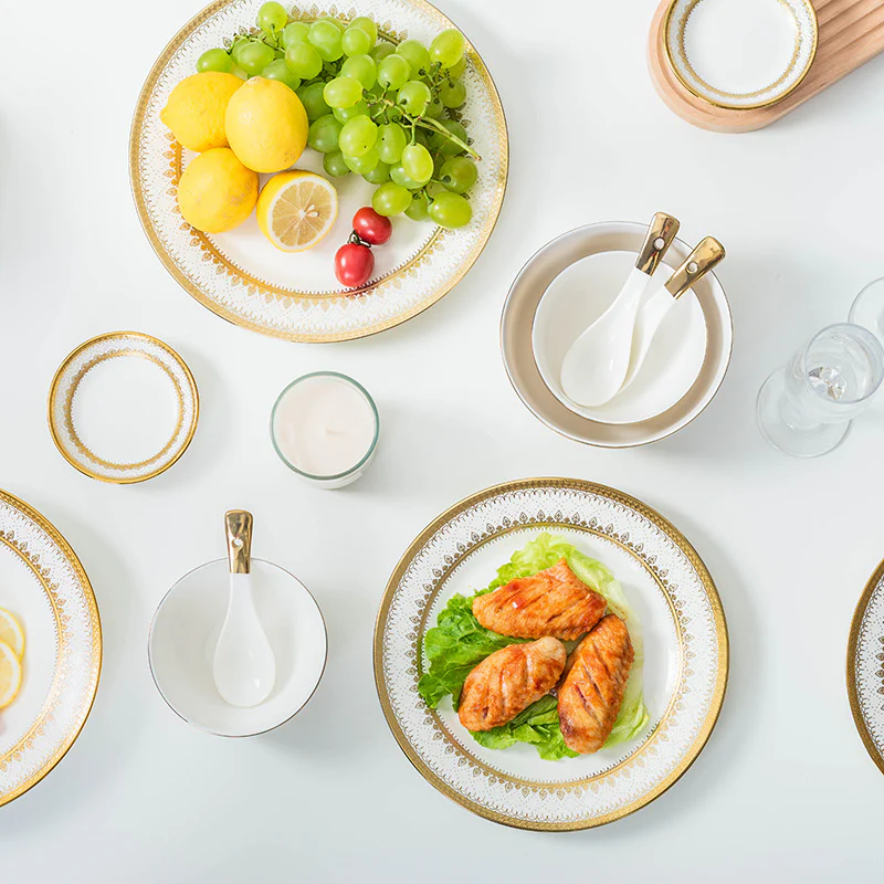 Aurelea Festive Pasta Plate - Image 10