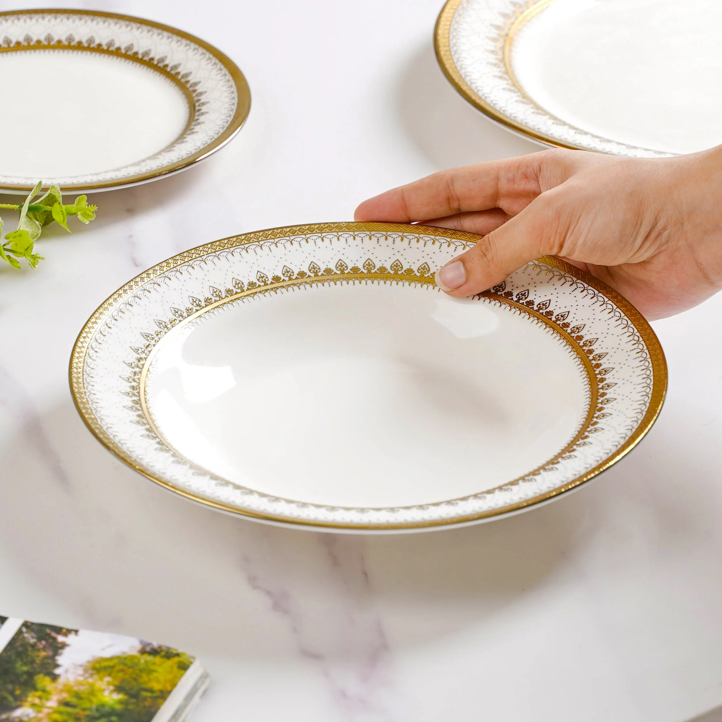 Aurelea Festive Pasta Plate - Image 2