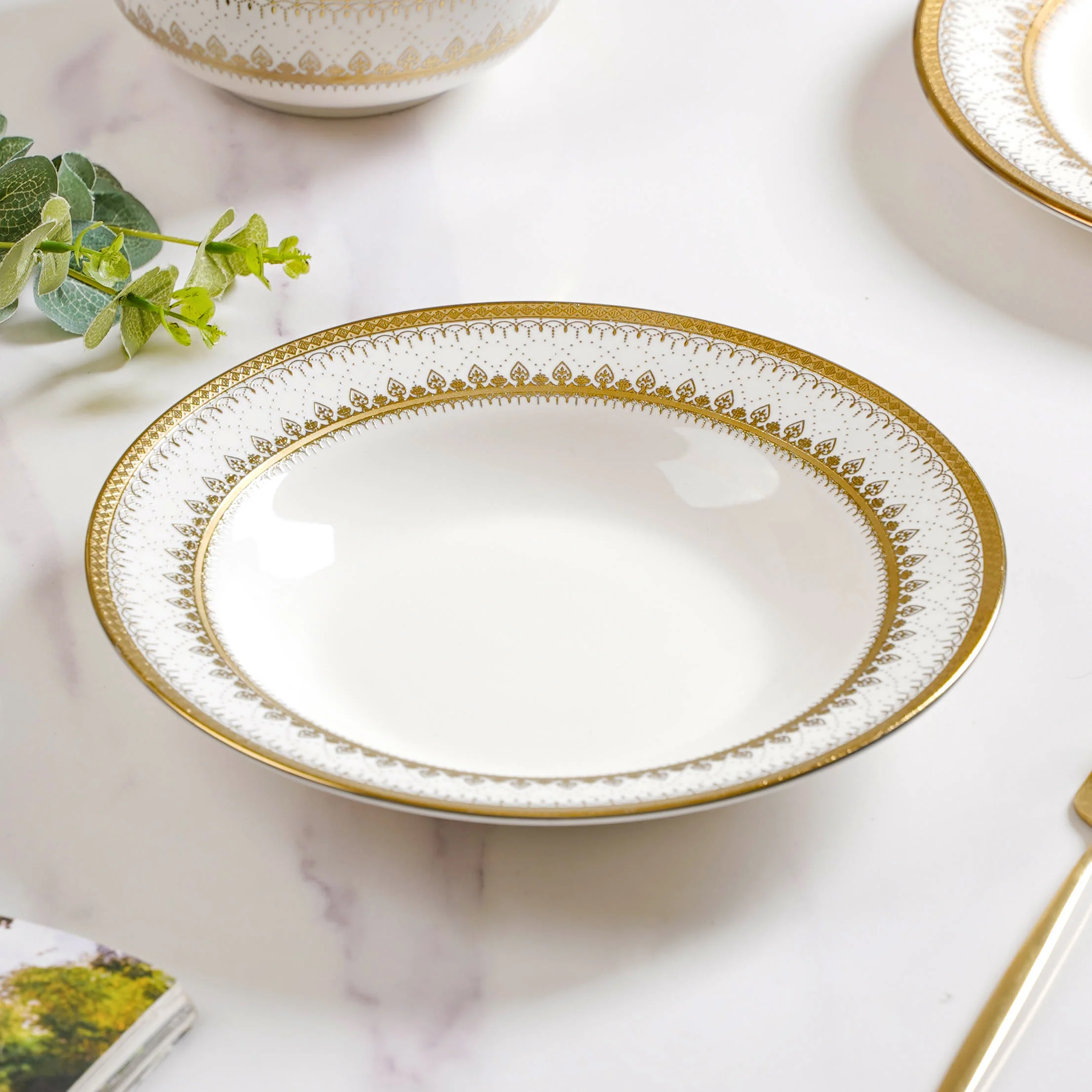 Aurelea Festive Pasta Plate - Image 5