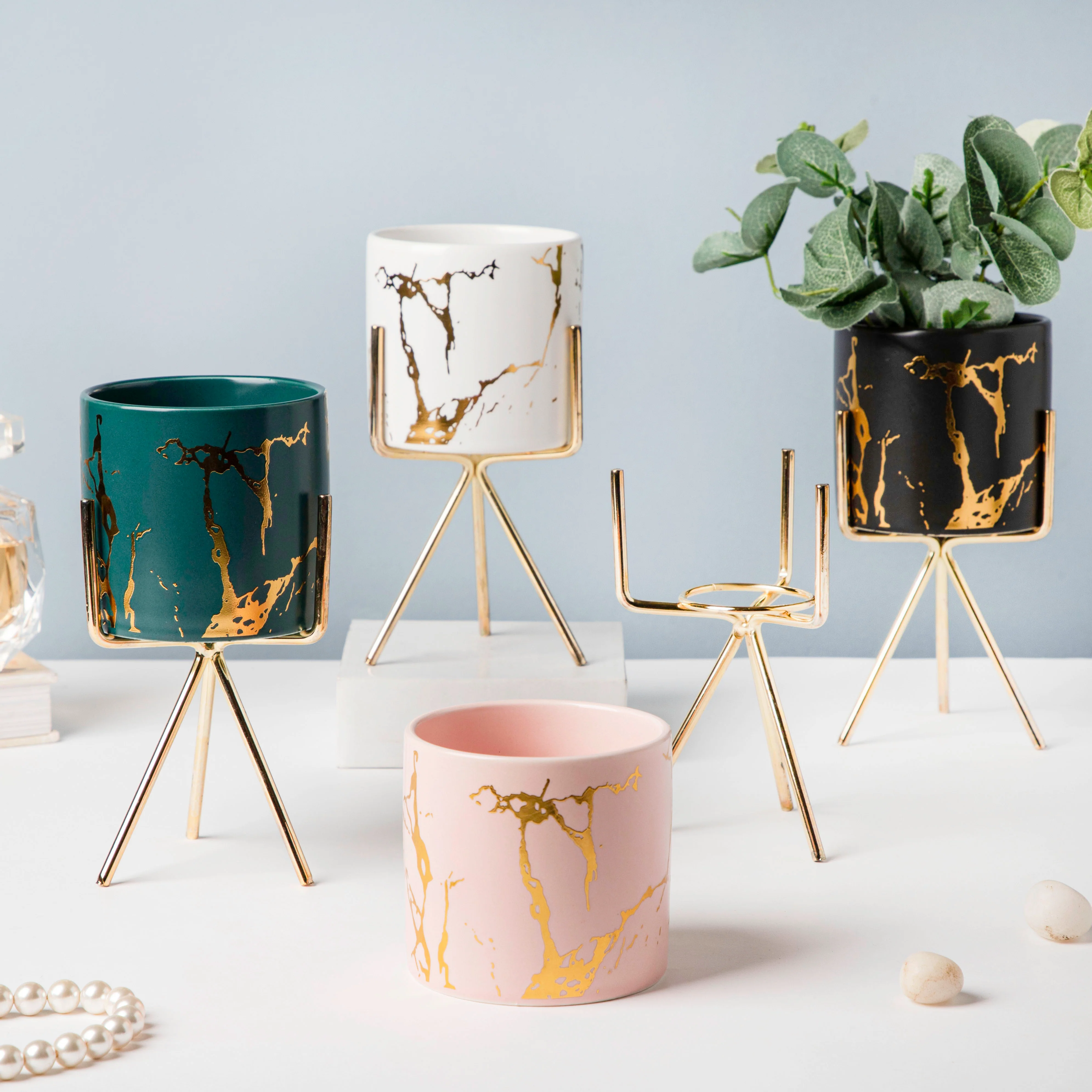 Auric Marble Green Planter with Stand Small - Image 6