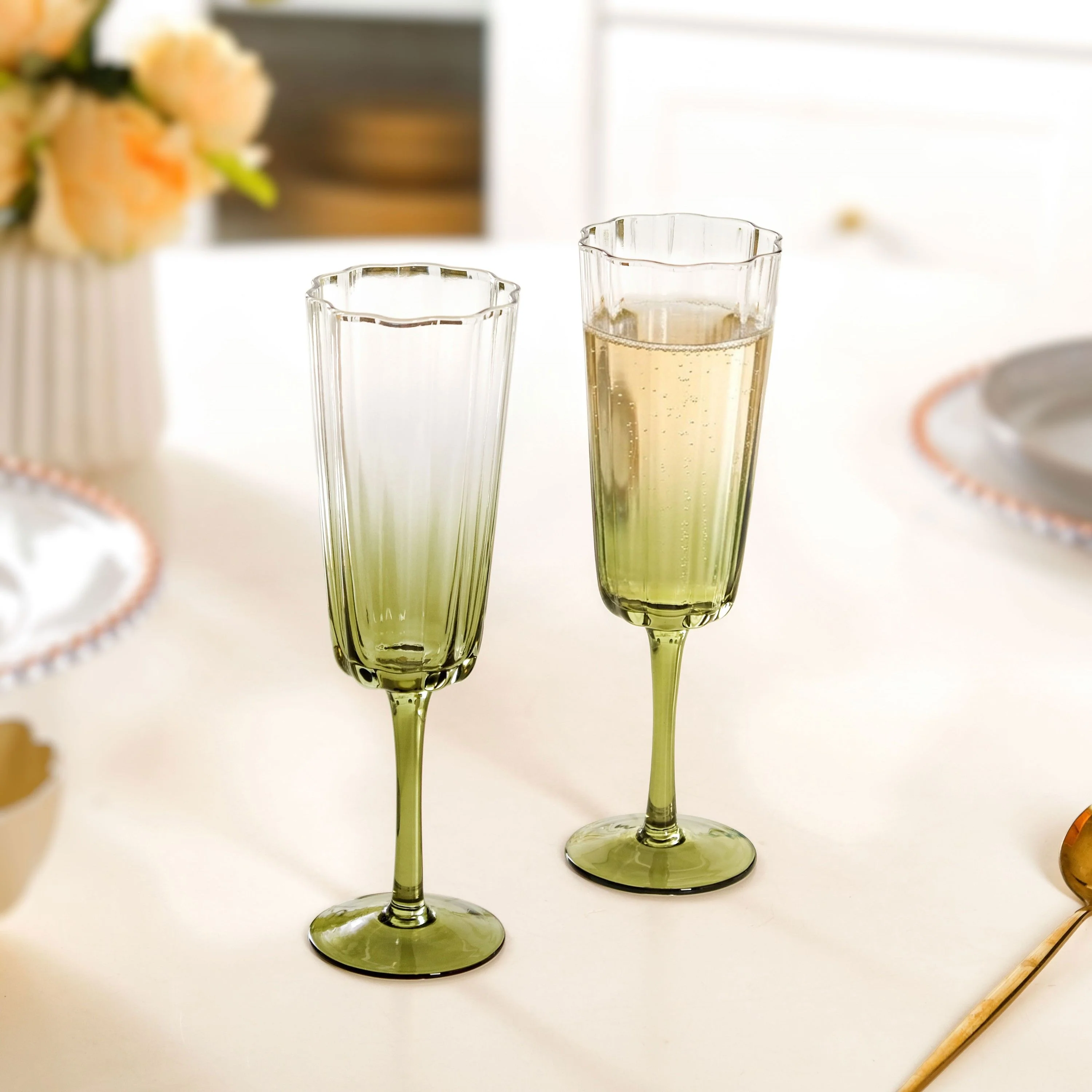 Aurora Ombre Fluted Champagne Glass Set Of 2 Green 220ml - Image 6