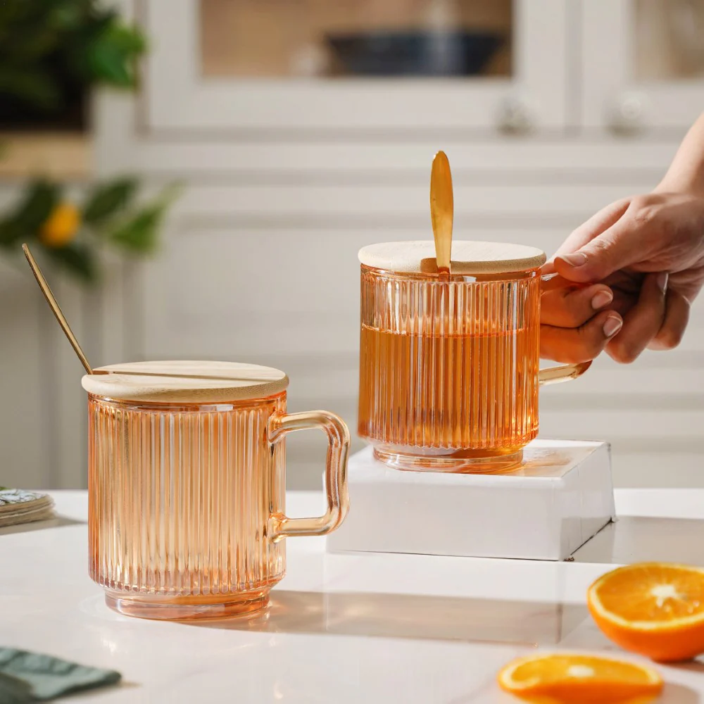 Aurora Ribbed Amber Glass Mug With Lid And Spoon Set Of 2 350 ml - Image 2