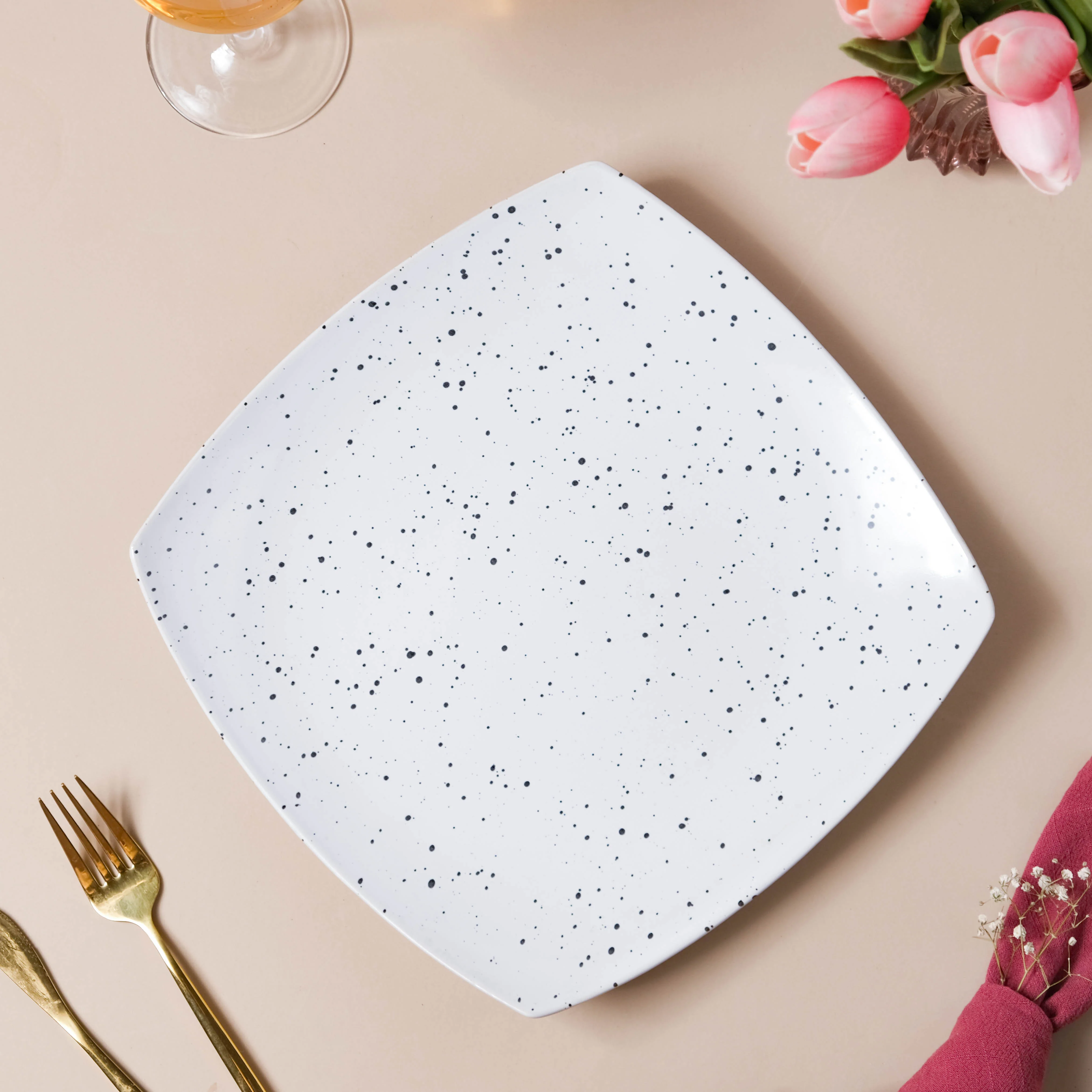 Aylin White Textured Dinner Plate 10.5 Inch