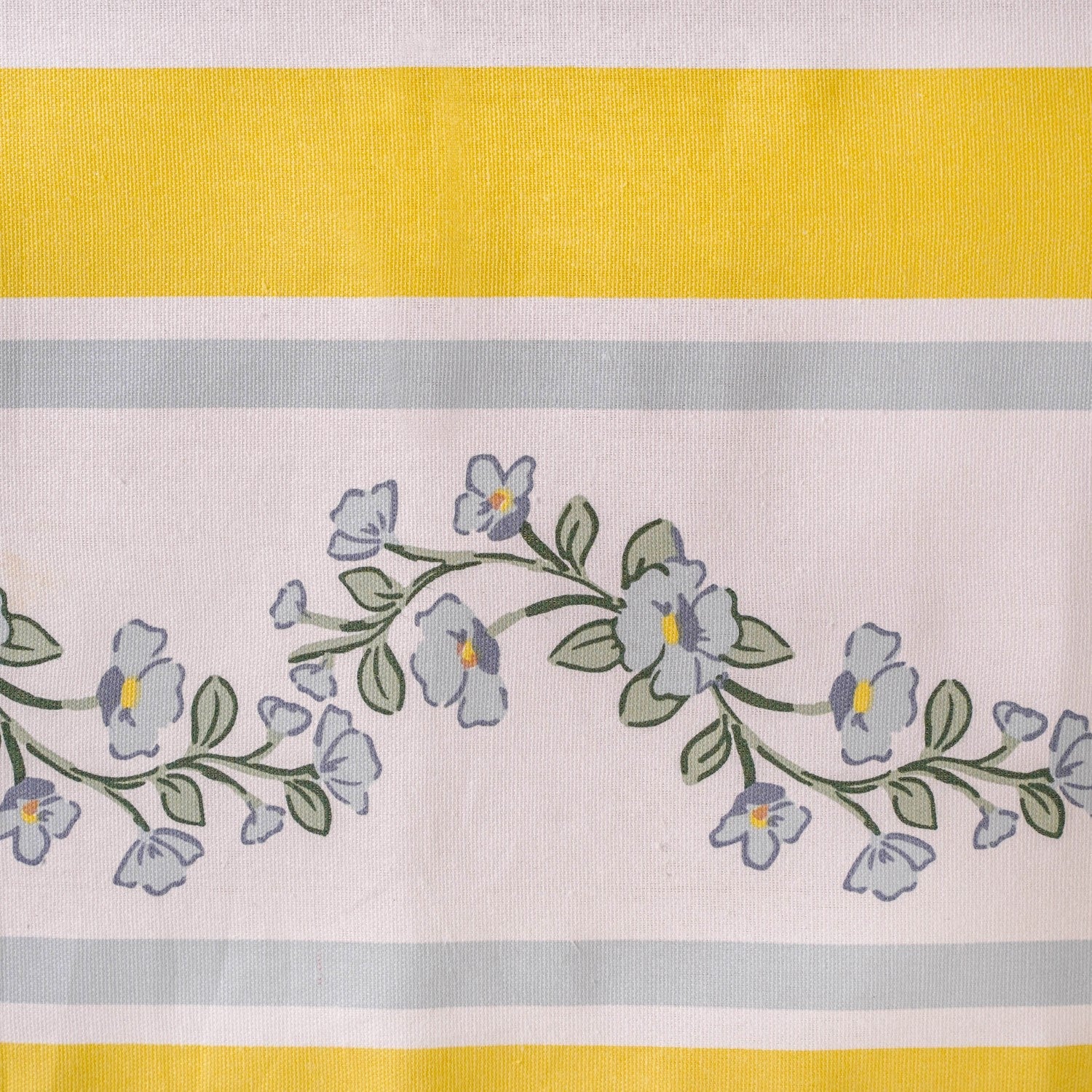 Azzuro Table Cover Placemat Runner and Napkin Set - Image 9