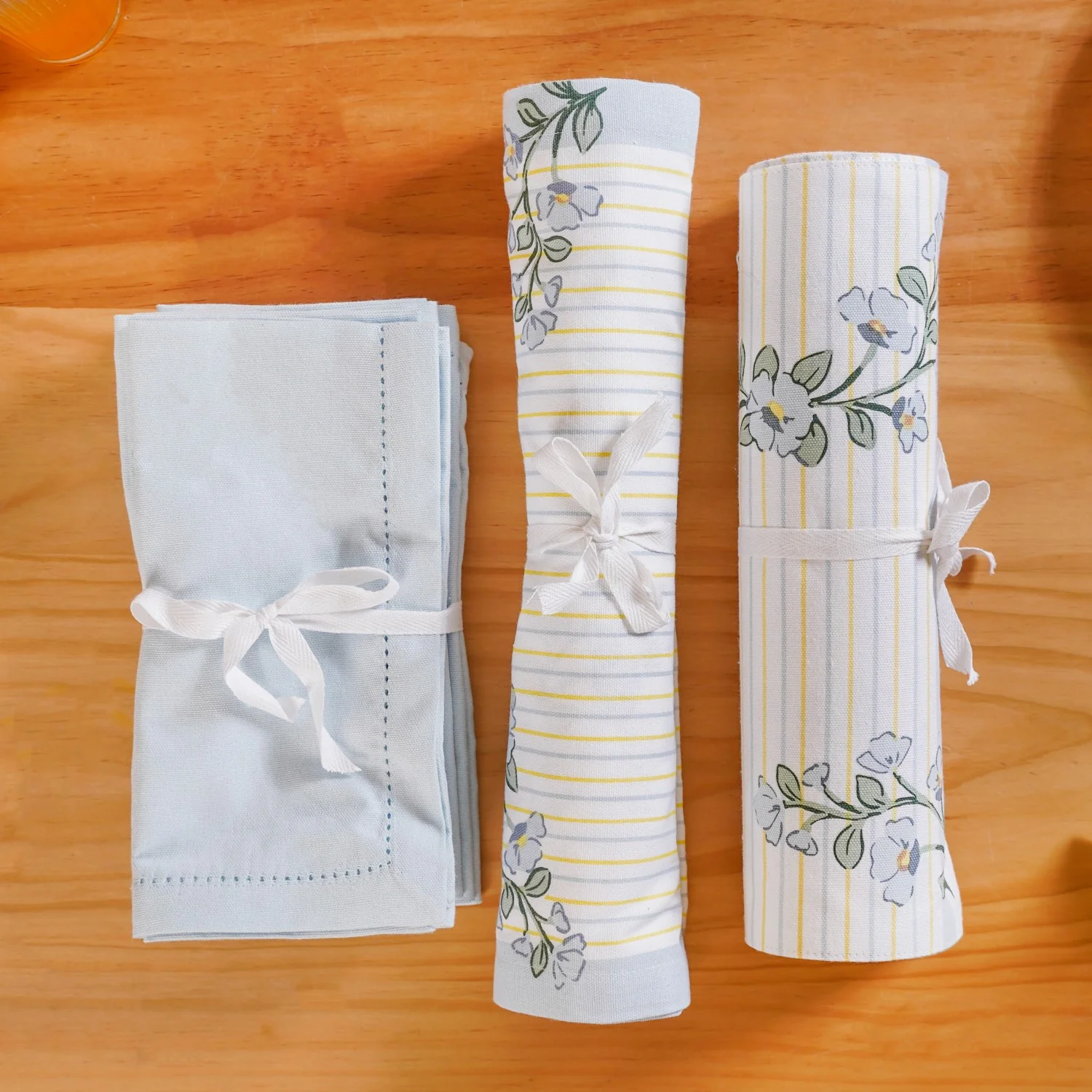 Azzurro Classic Table Place Mat, Runner and Napkin Set - Image 7