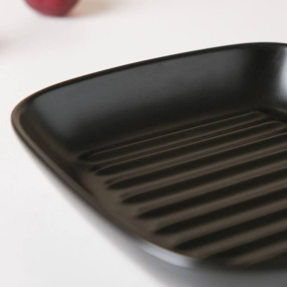 Ribbed Ceramic Baking Plate With Handle Black 250 ml - Image 5