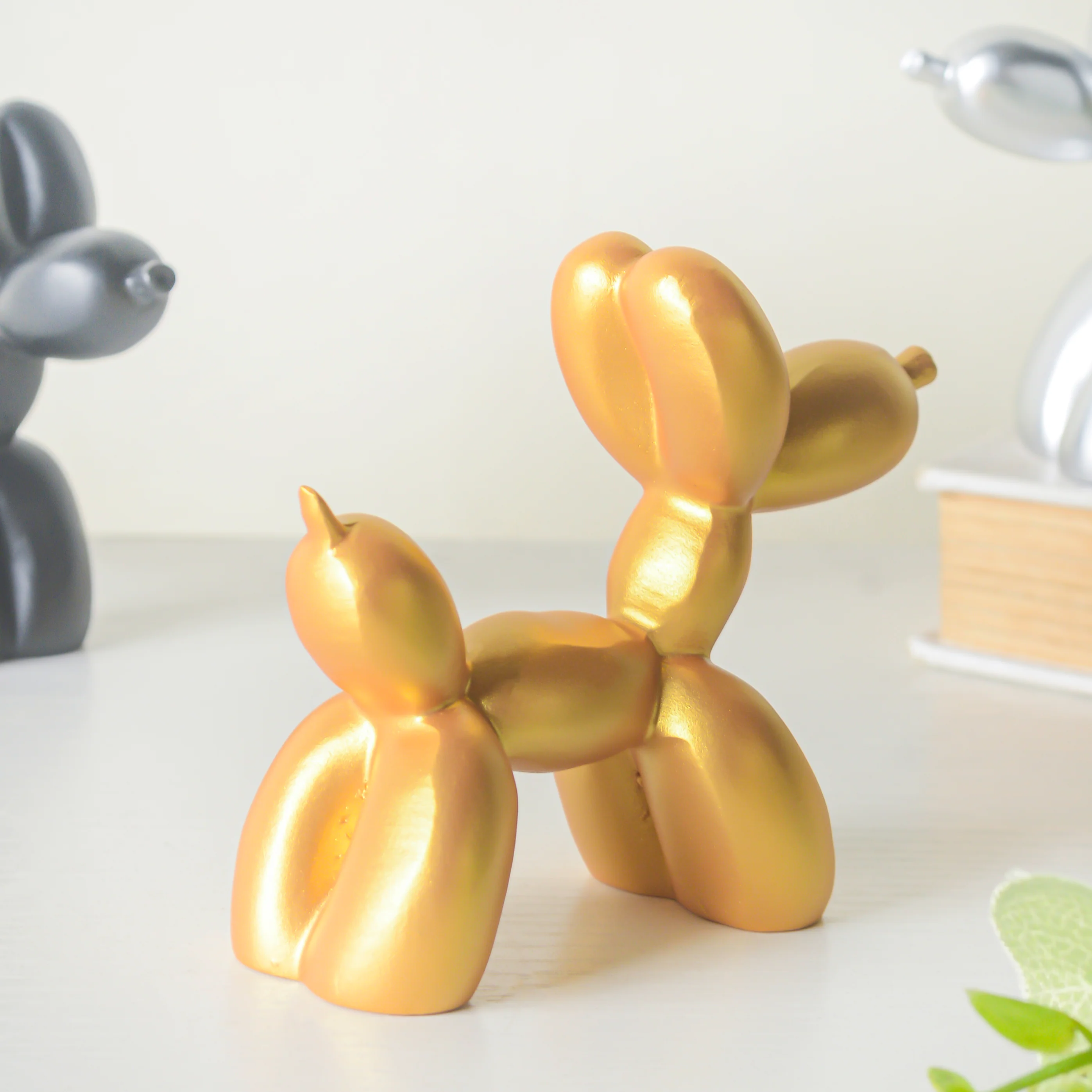 Balloon Dog Resin Mini Showpiece Golden - Image 6