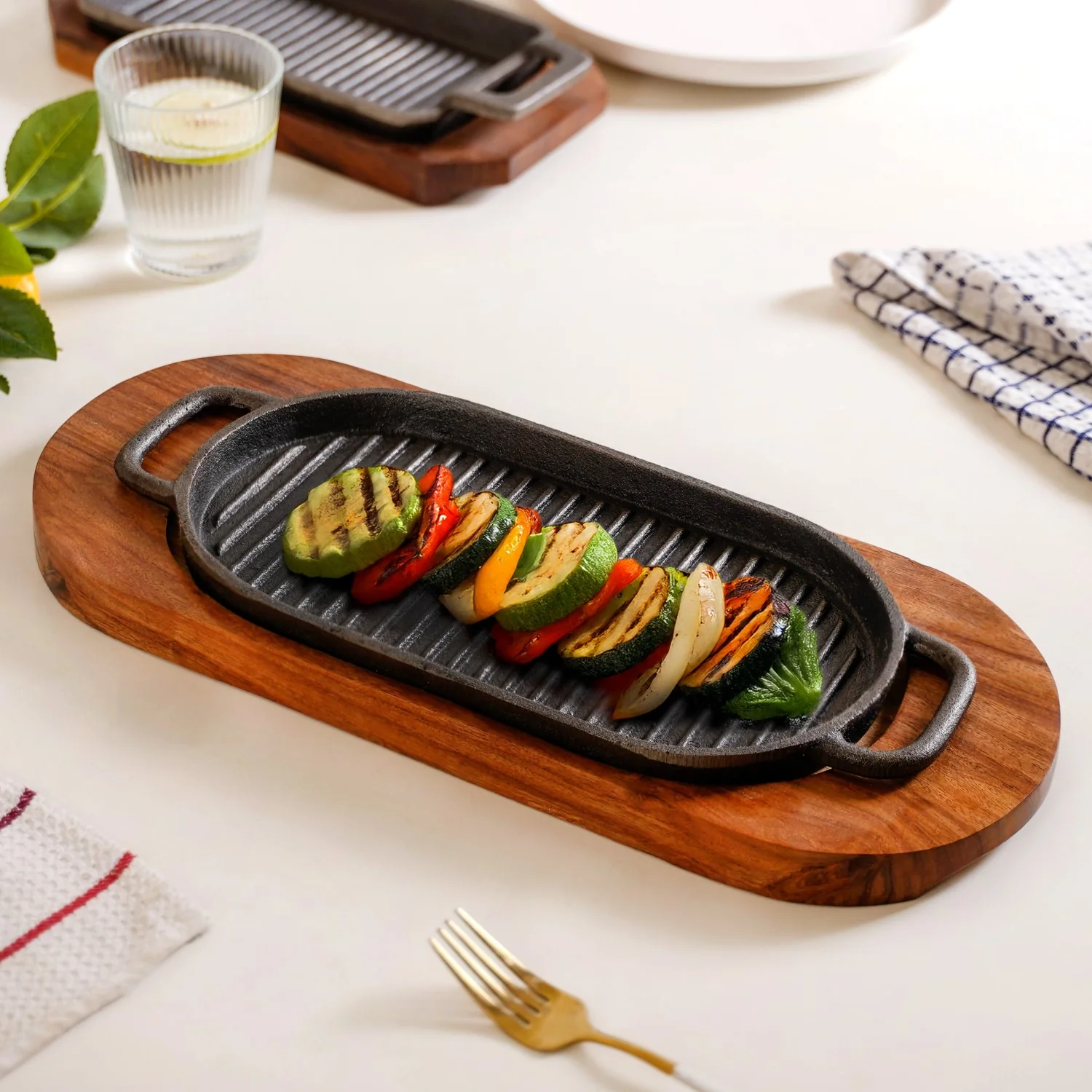 Barbecue Grill Plate With Seesham Wood Base - Image 2