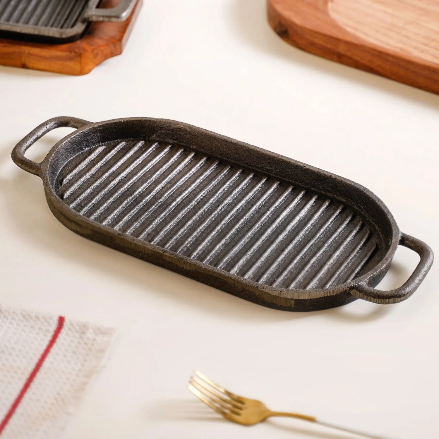 Barbecue Grill Plate With Seesham Wood Base - Image 7
