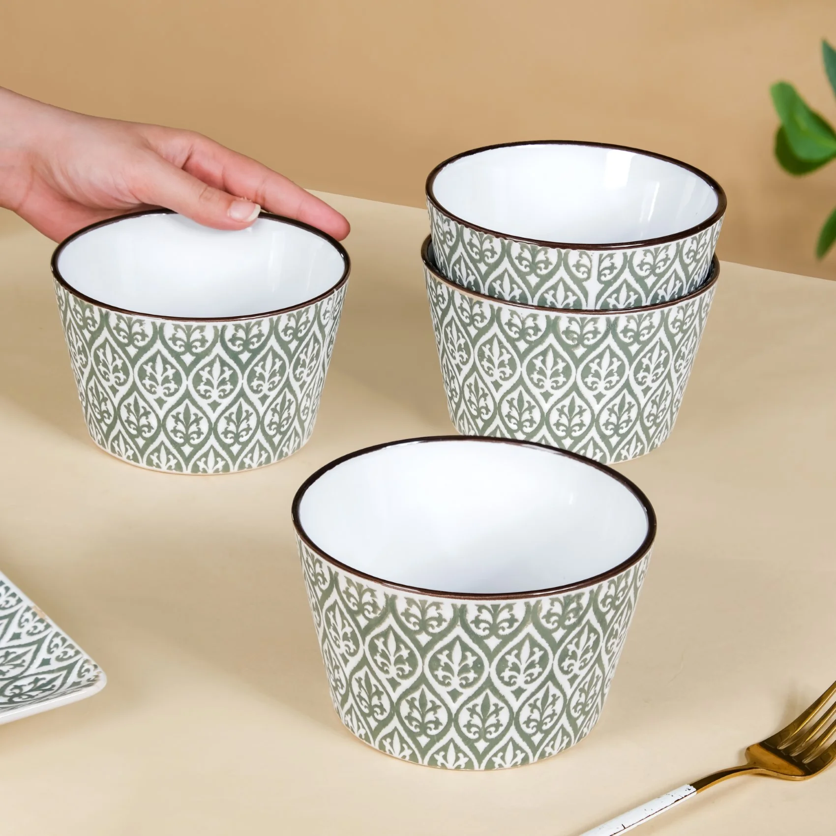 Baroque Sage Green 16 Piece Dinner Set For 4 - Image 8