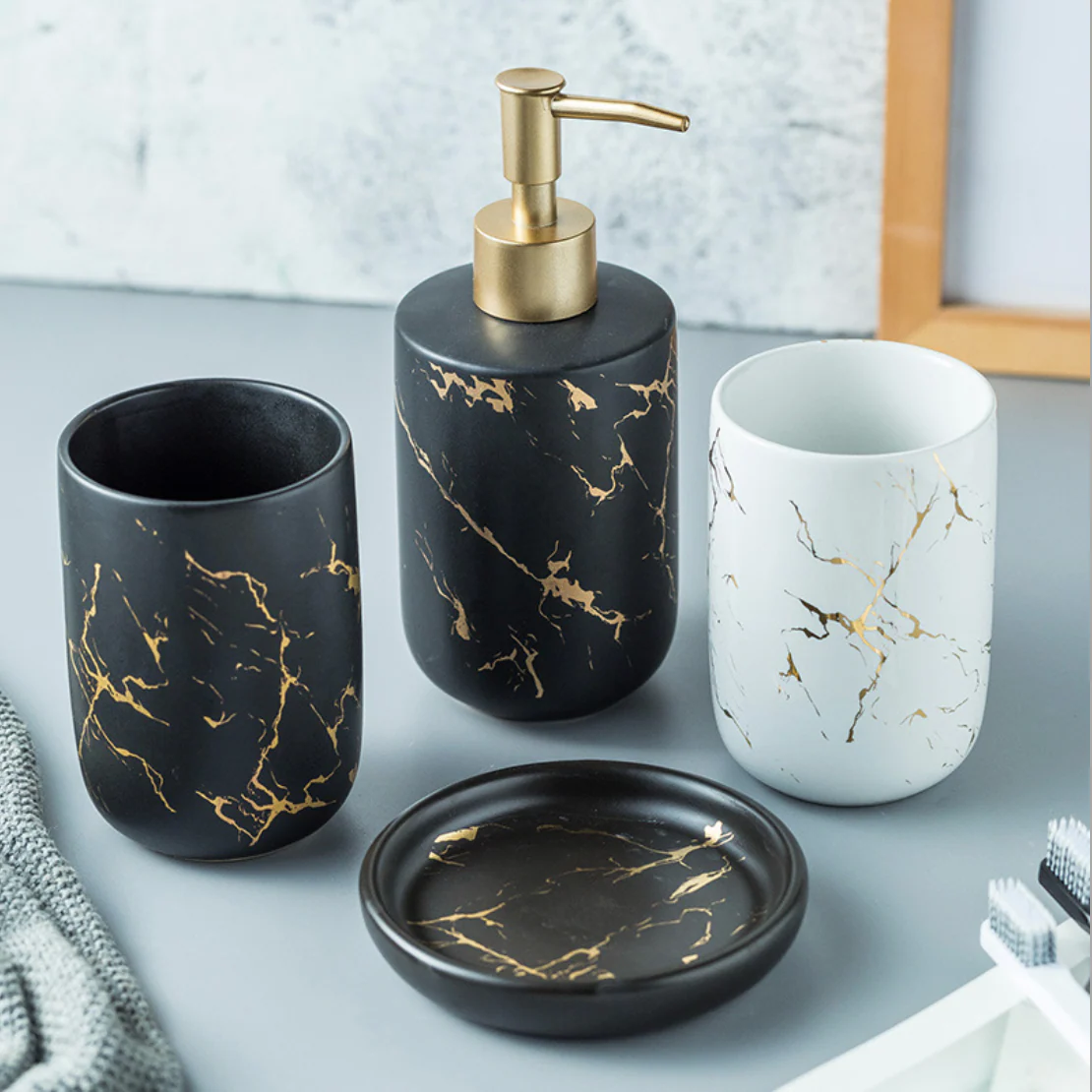 Bathroom Accessory Set - Image 3