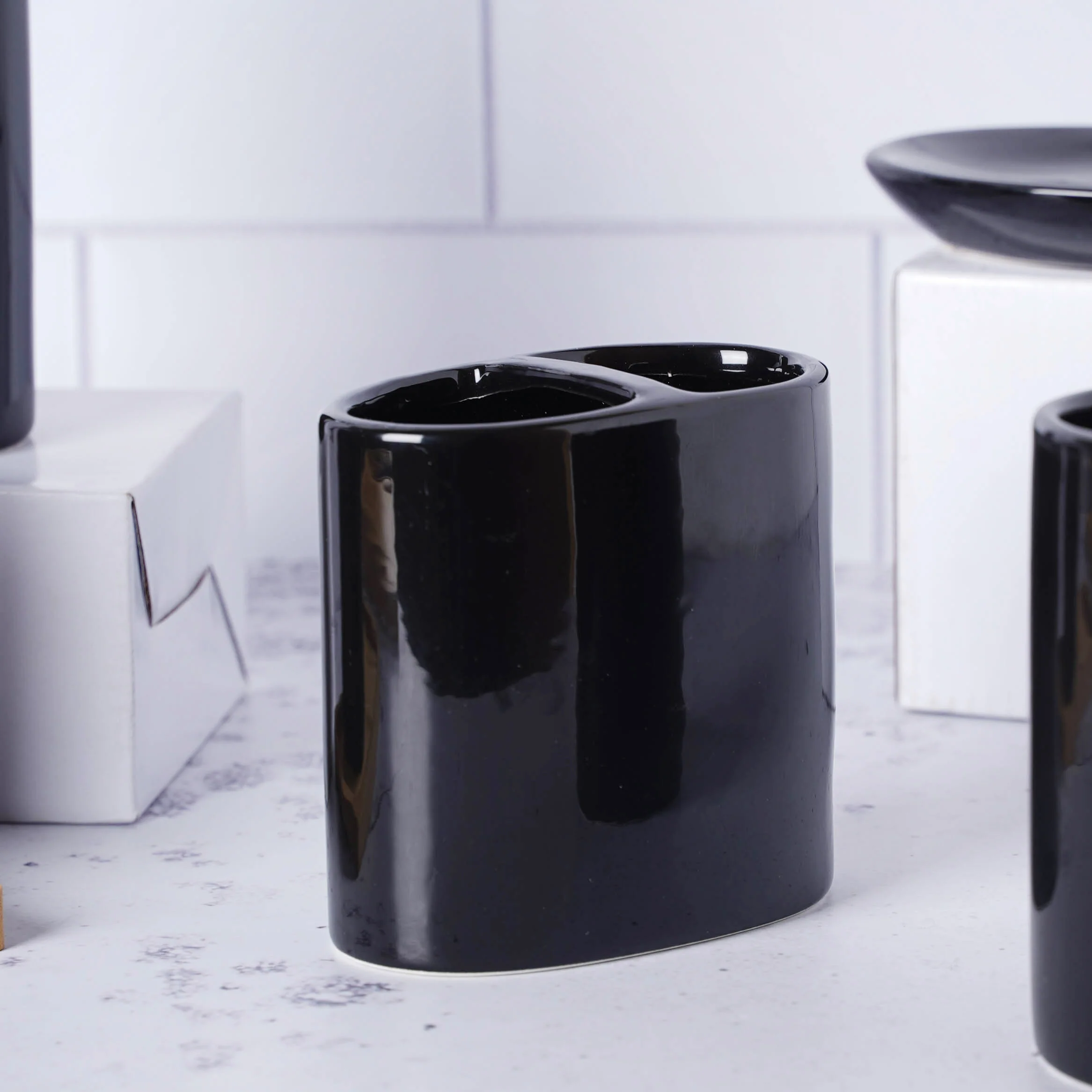 Bathroom Set of 5 - Image 9