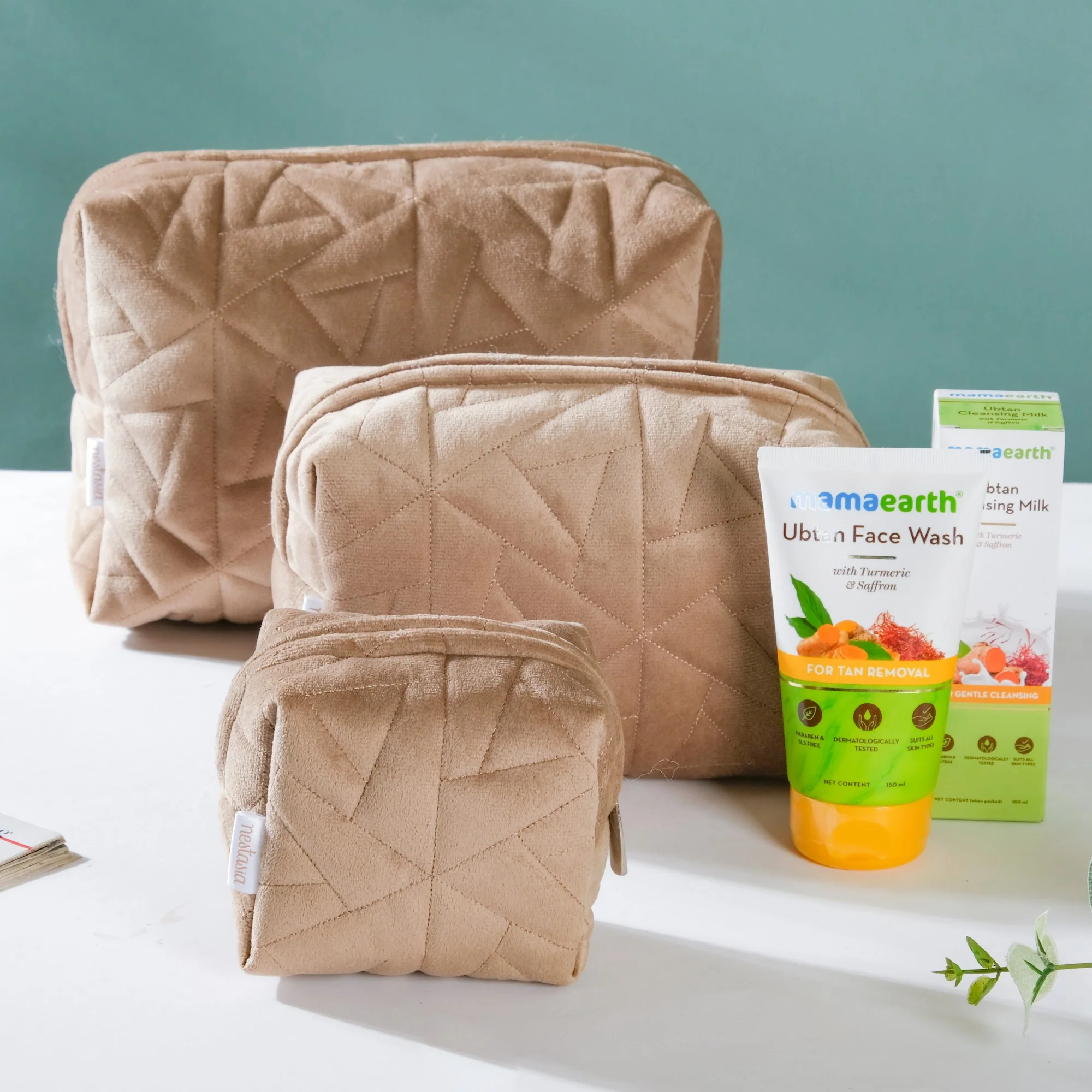 Beige Blossom Self-Care Essentials Hamper Set Of 3 - Image 3