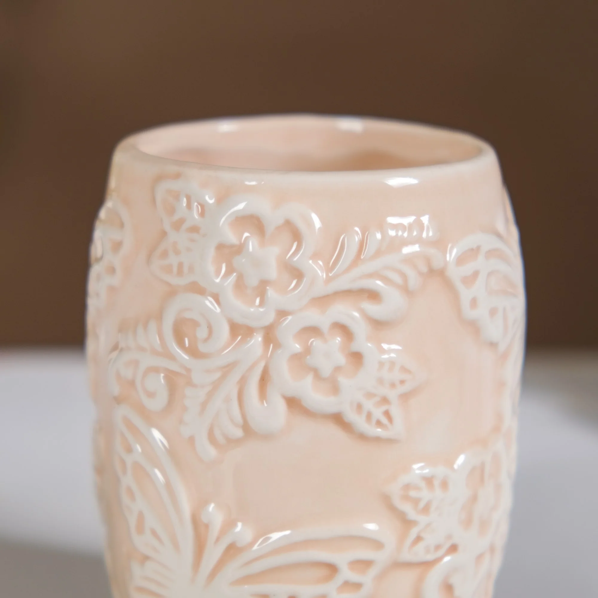 Beige Embossed Ceramic Bath Set Of 3 - Image 11