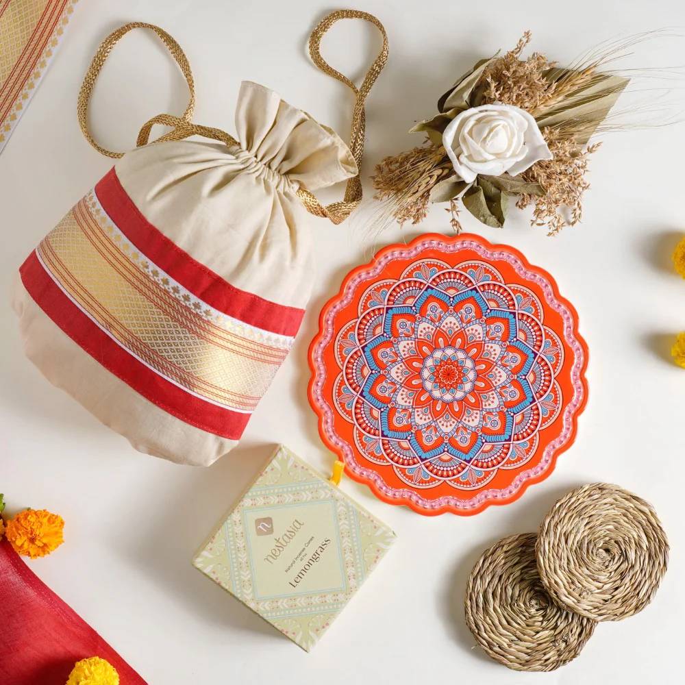 Bengali Wedding Gift Hamper Set Of 9 - Image 7
