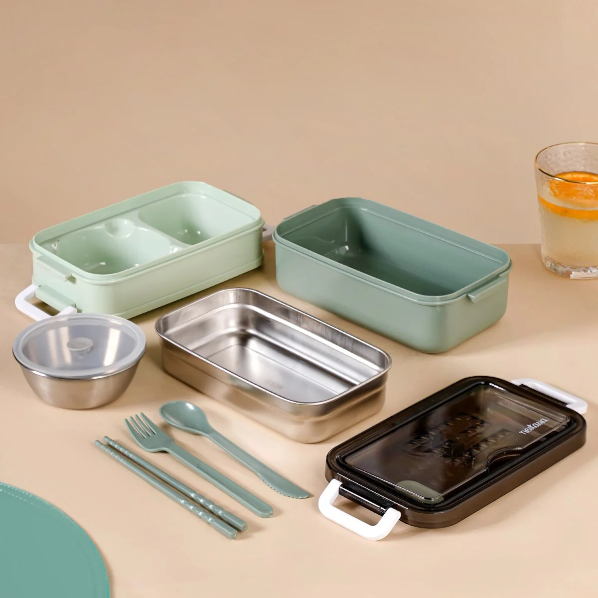 Bento Lunch Box With Mobile Holder Green 1050ml - Image 11