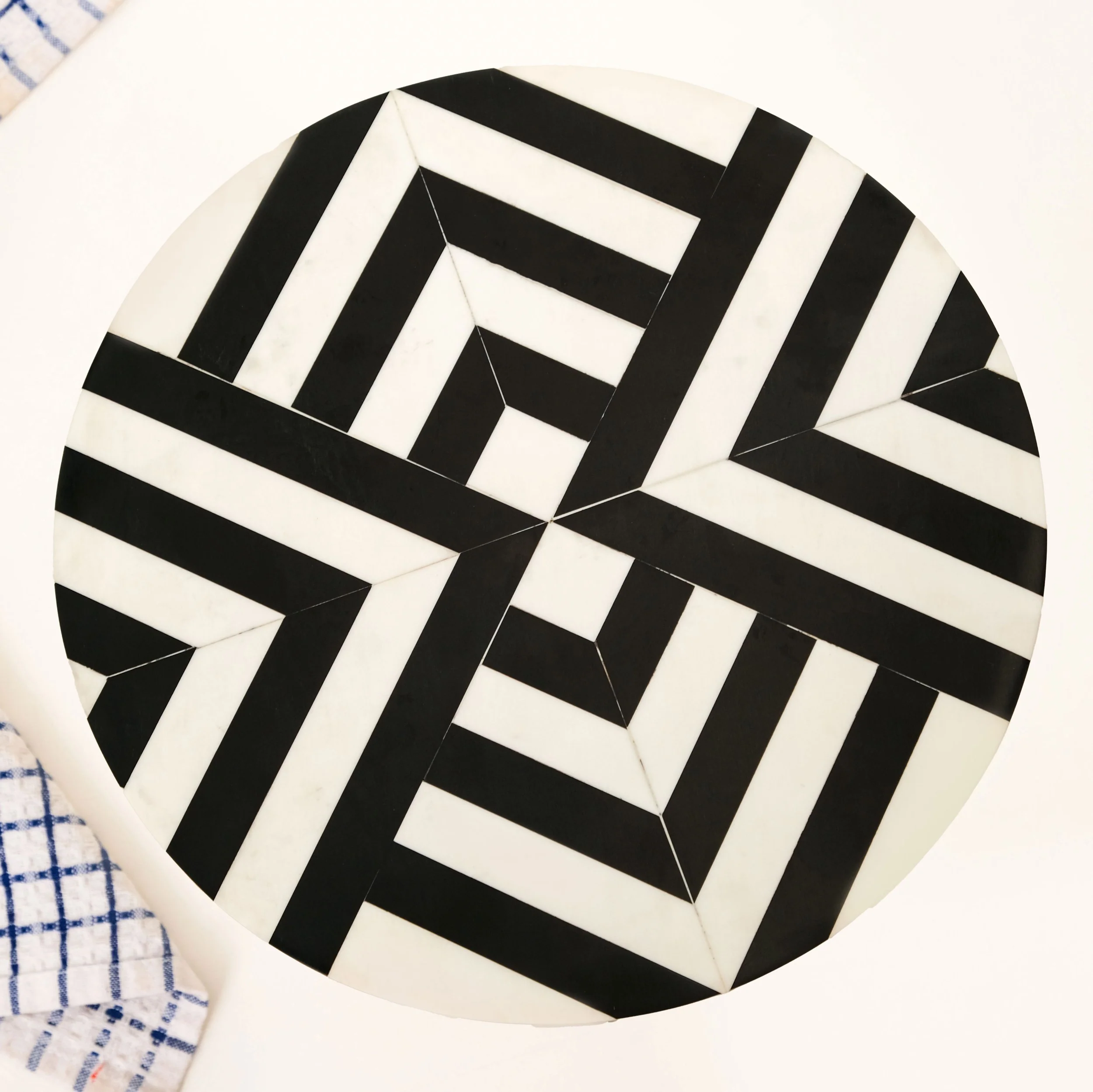 Black And White Riser Cake Stand - Image 3