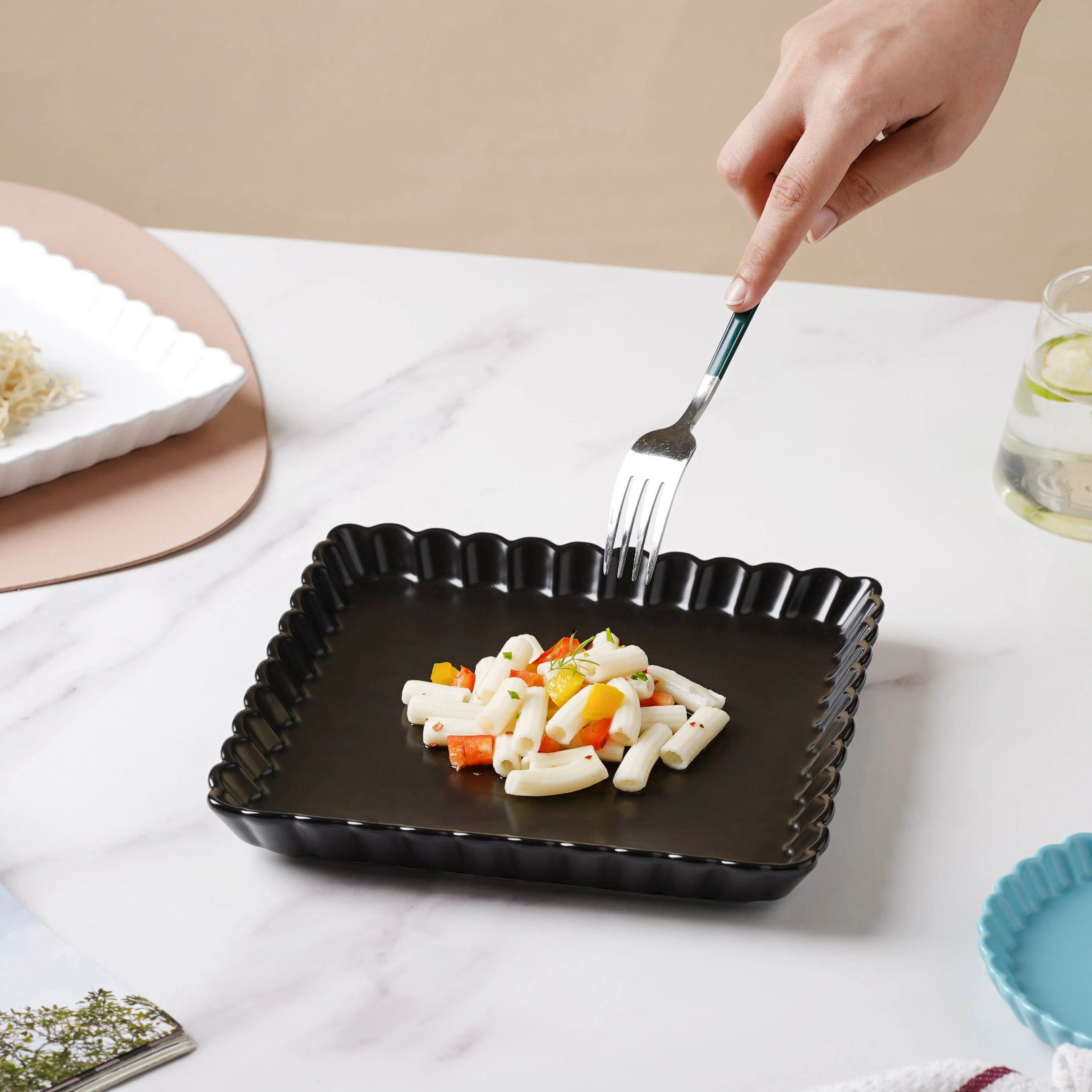 Black Berry Square Baking Tray 8 Inch - Image 5