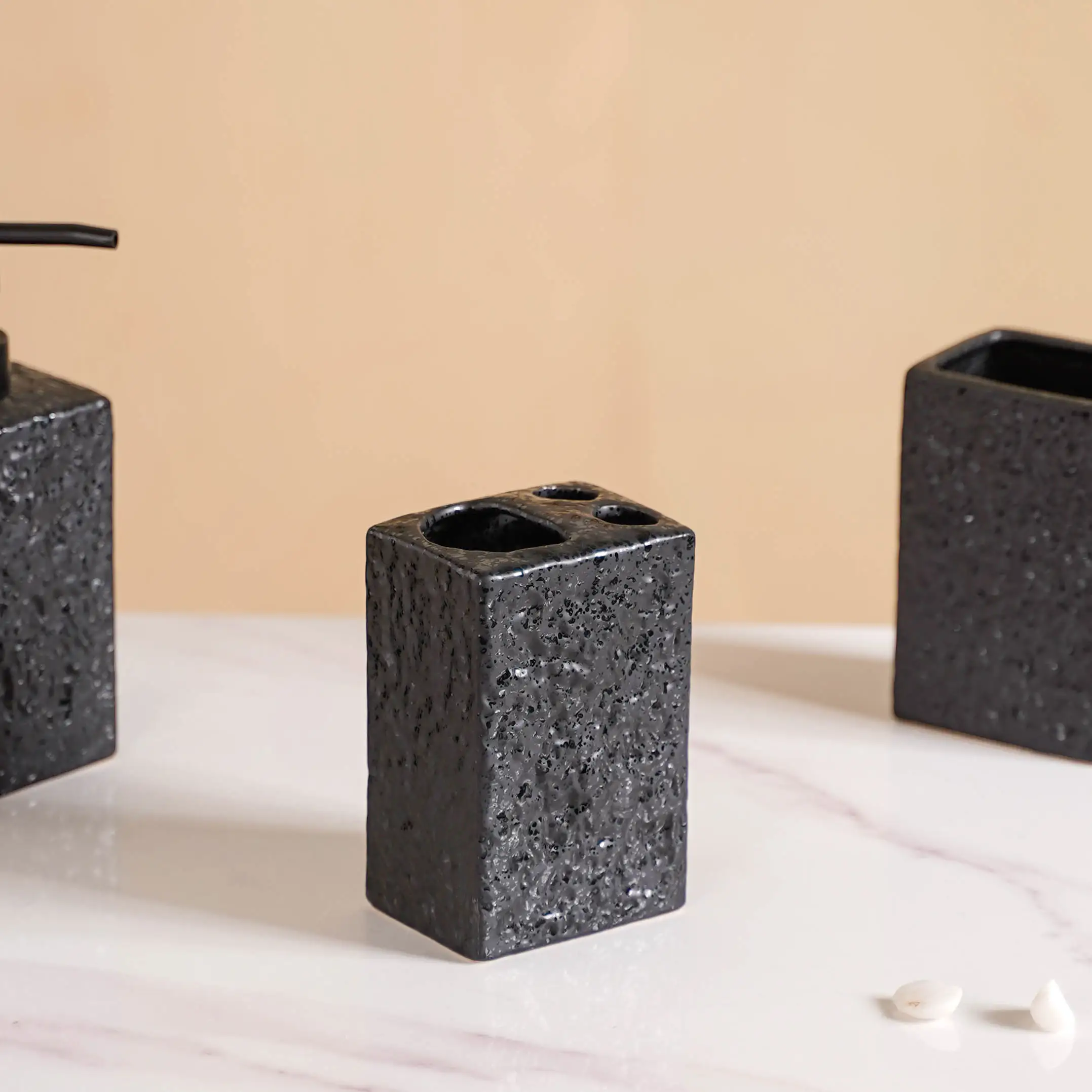Black Ceramic Bath Set Of 3 Stone Textured - Image 10
