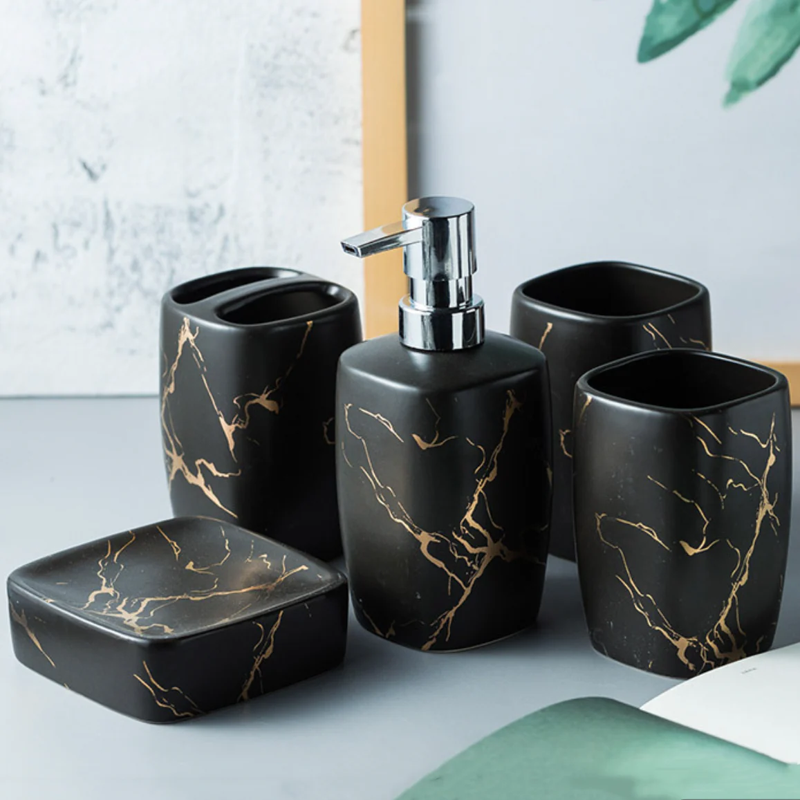 Black Designer Bath Set - Image 2