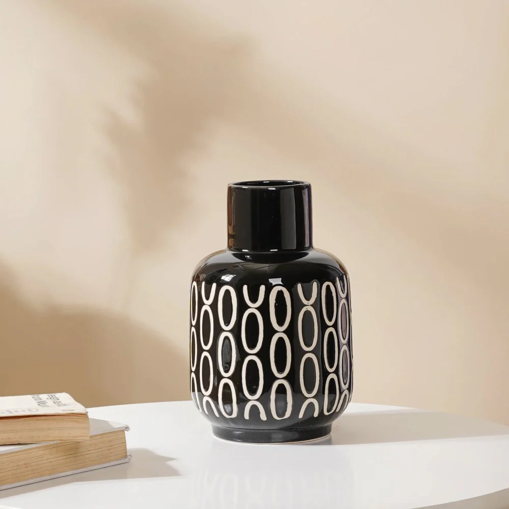 Black Room Decor Vase - Image 4