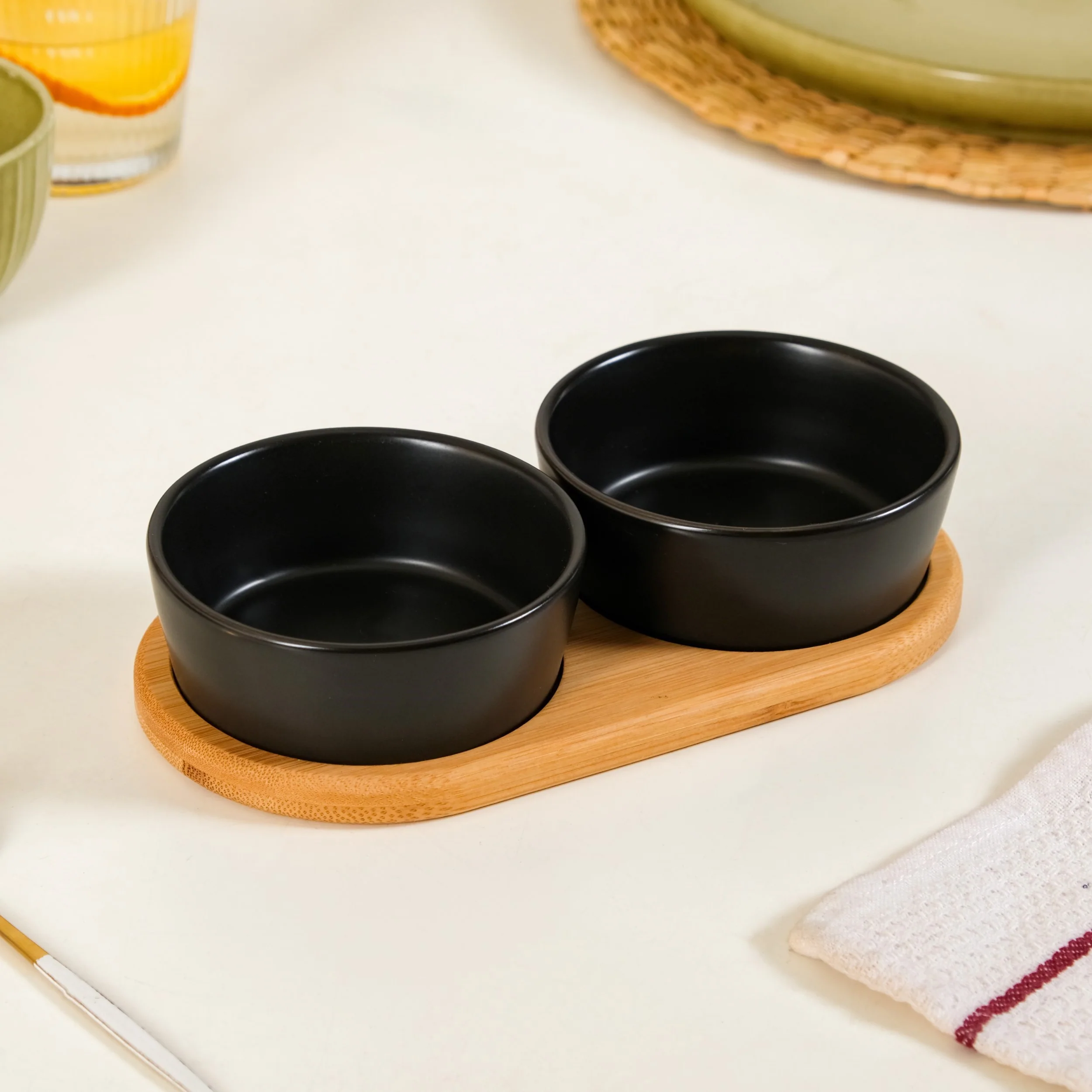 Black Snack Bowls Set Of 2 With Serving Tray 200ml - Image 3