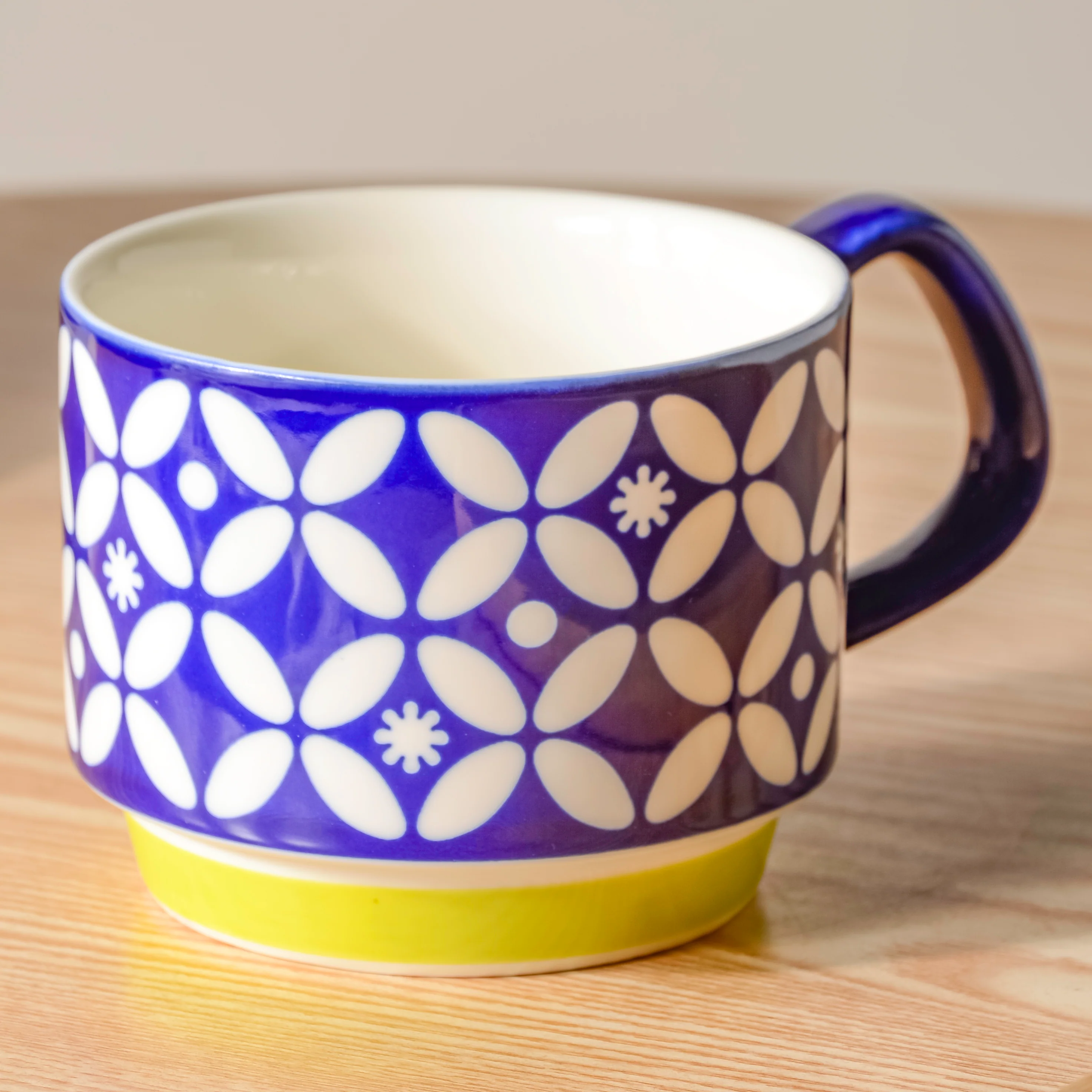 Blue And White Cup - Image 3
