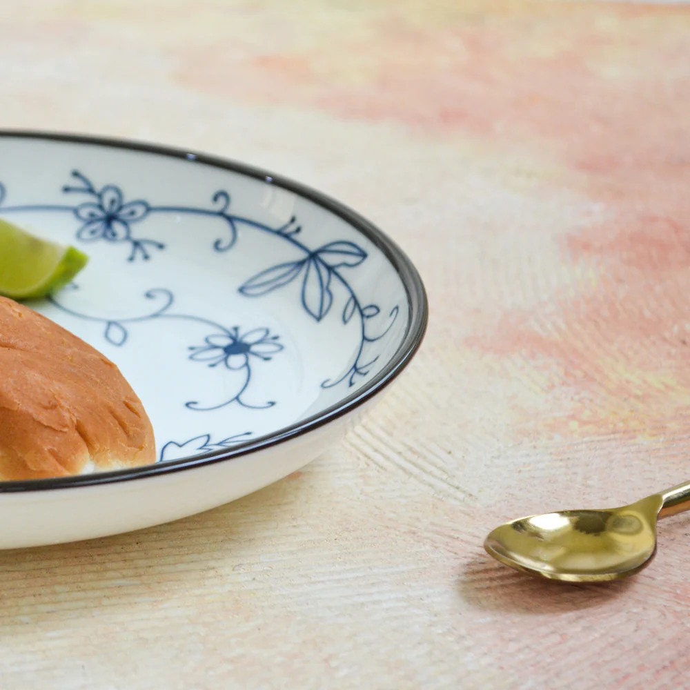 Blue and white Floral Dinner Plate - Image 3