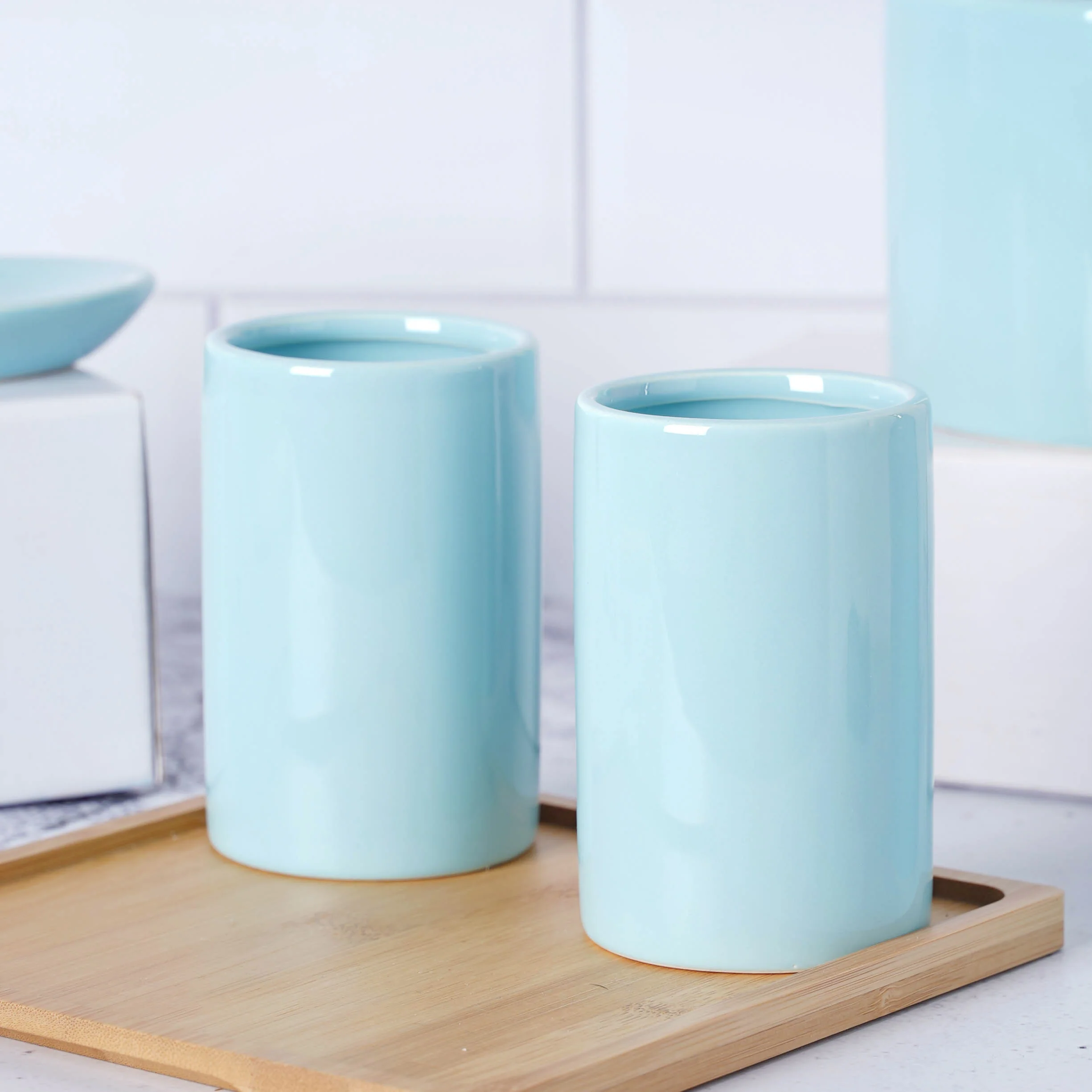 Blue Bathroom Set - Image 9
