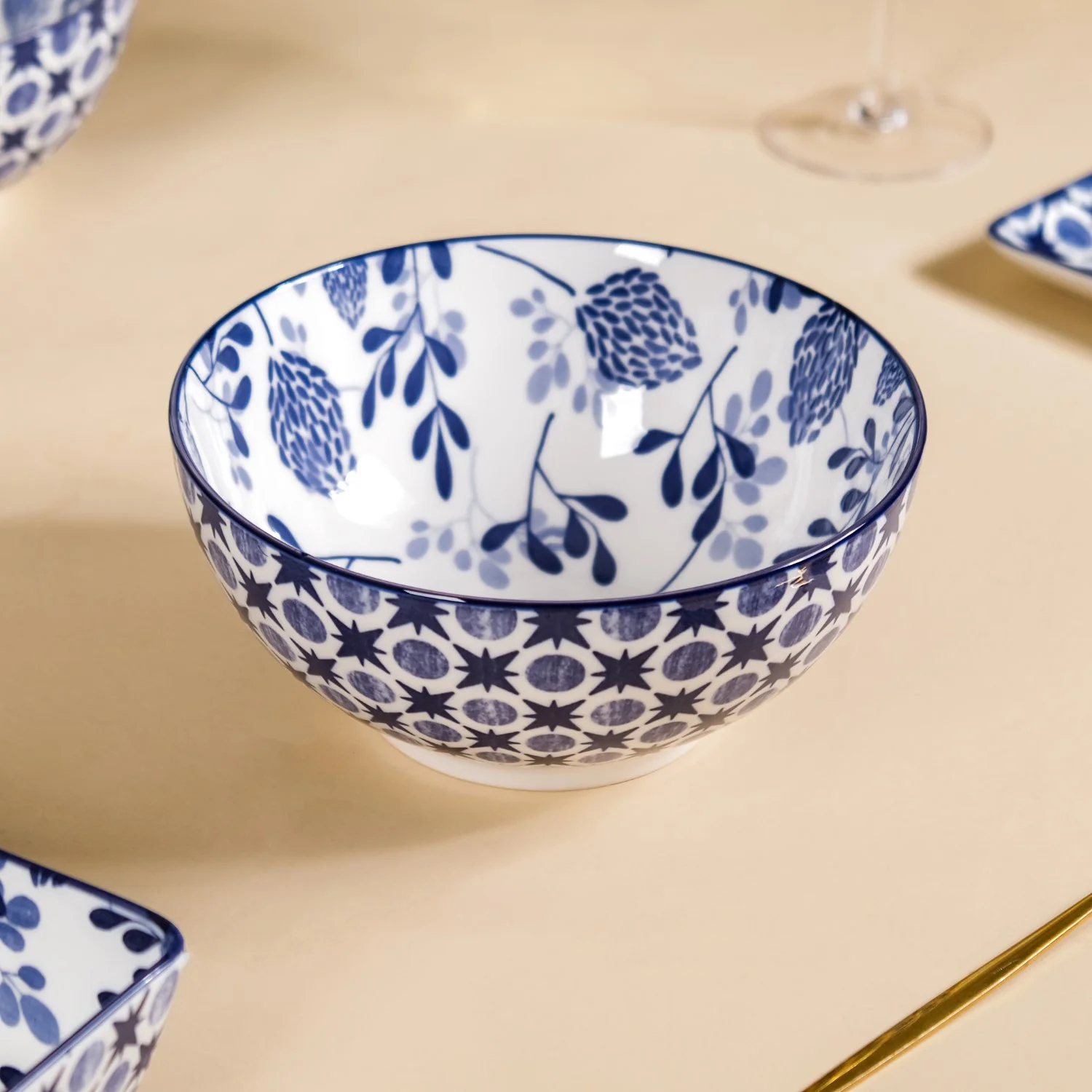 Blue Blossom Serving Bowl Set Of 2 1650ml - Image 3