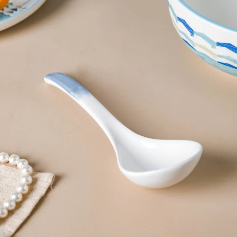 Willow Serving Spoon - Image 6