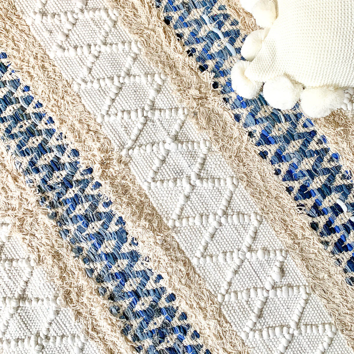 BOHO Ivy Hand Woven Rug - White and Blue - Image 2