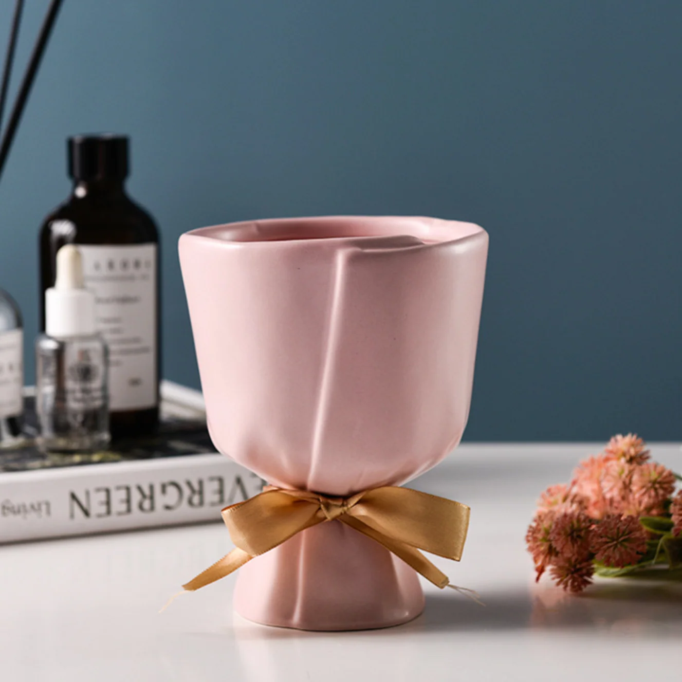 Bouquet Vase - Image 2