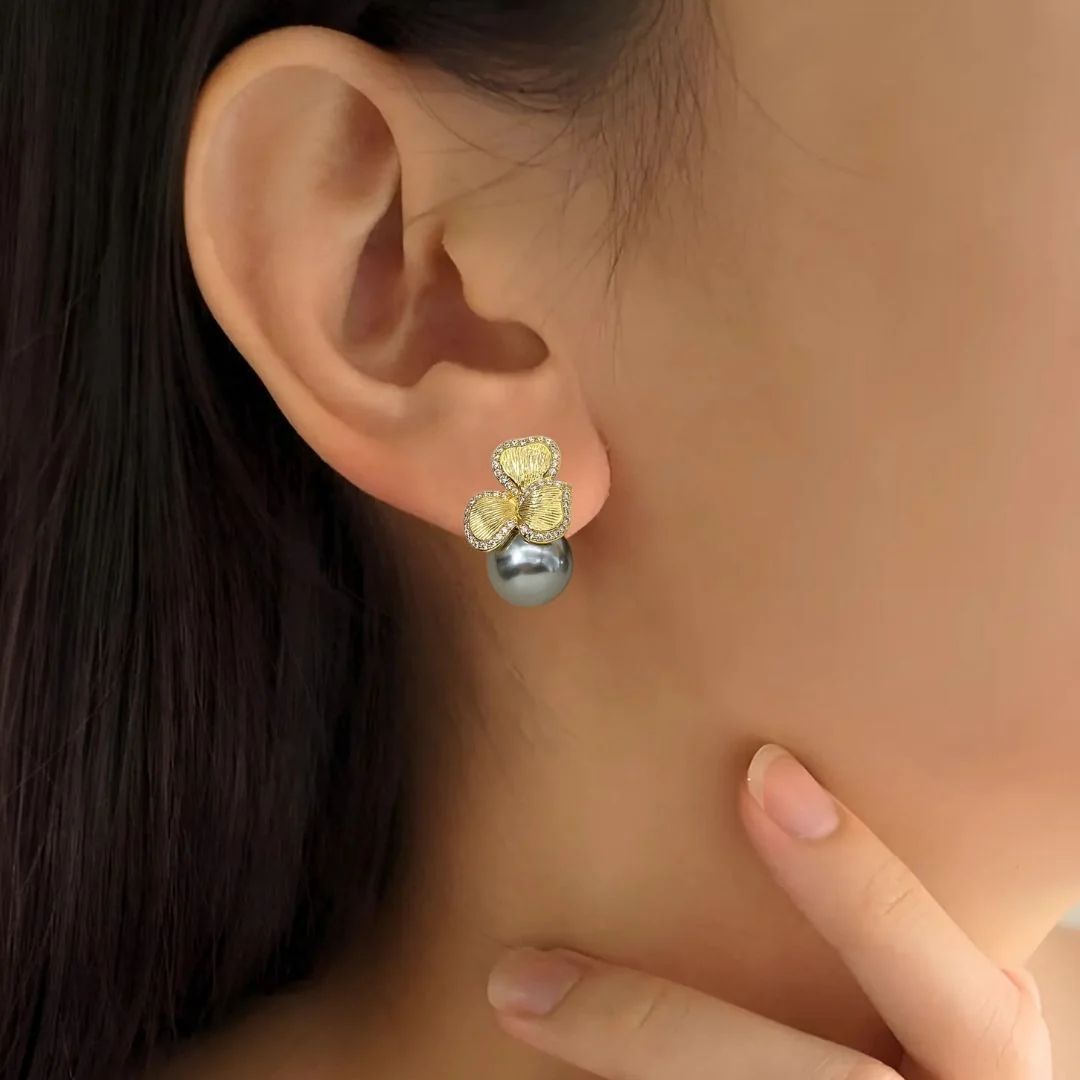 Bowed Pearl Drop Earrings Grey - Image 2