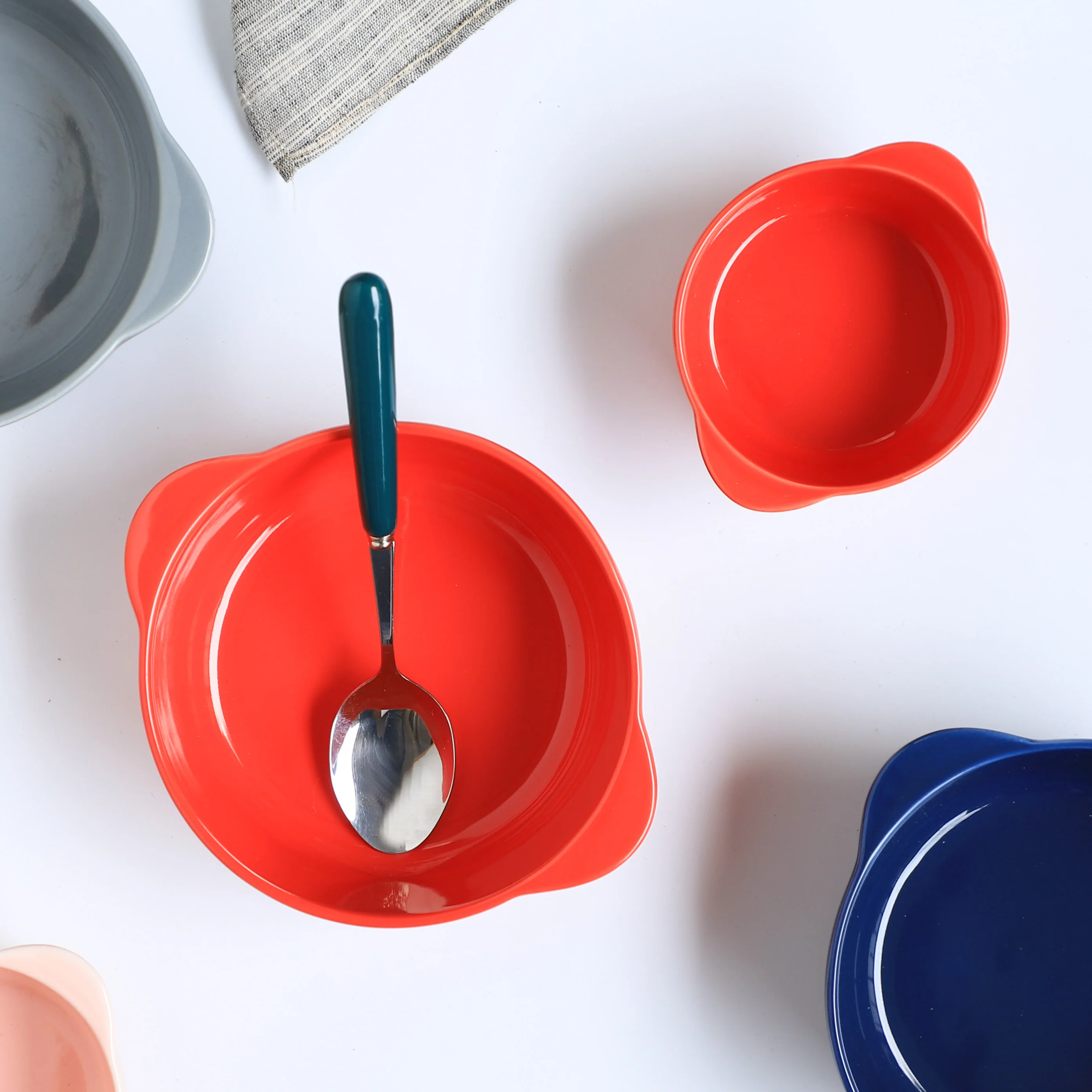 Bowl For Baking Red Large 650ml - Image 2
